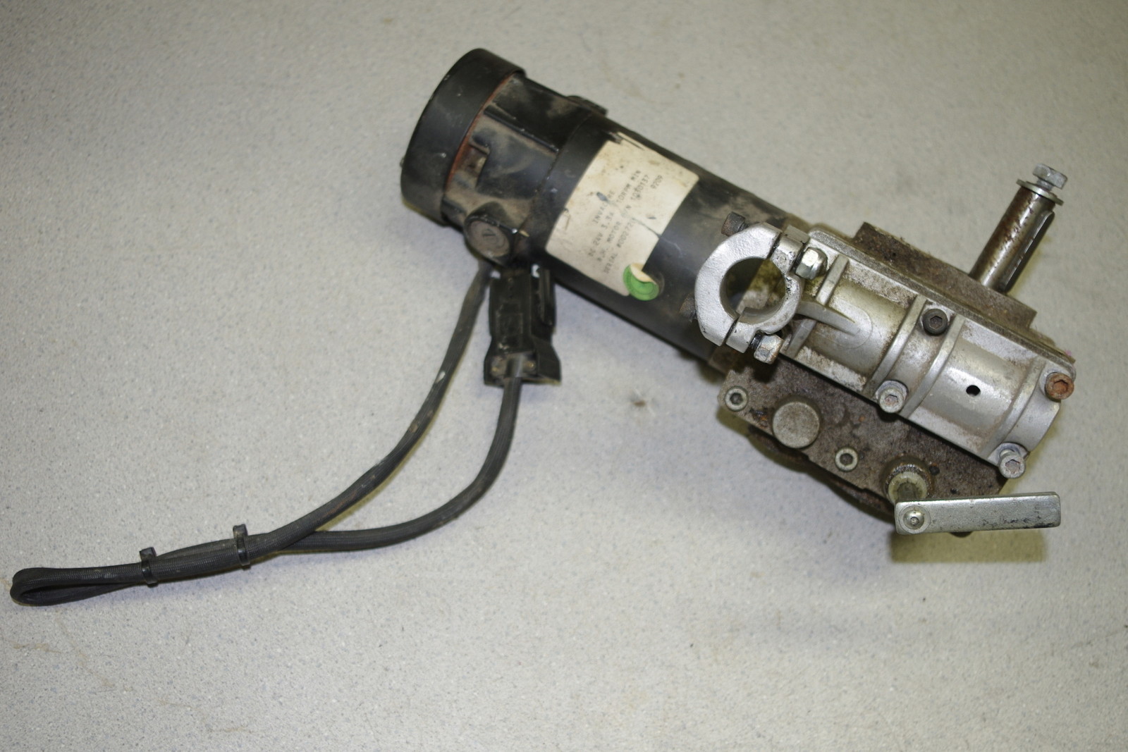 Invacare Wheelchair Motor 1030137 24VDC Could be 1930137 *FREE SHIPPING*