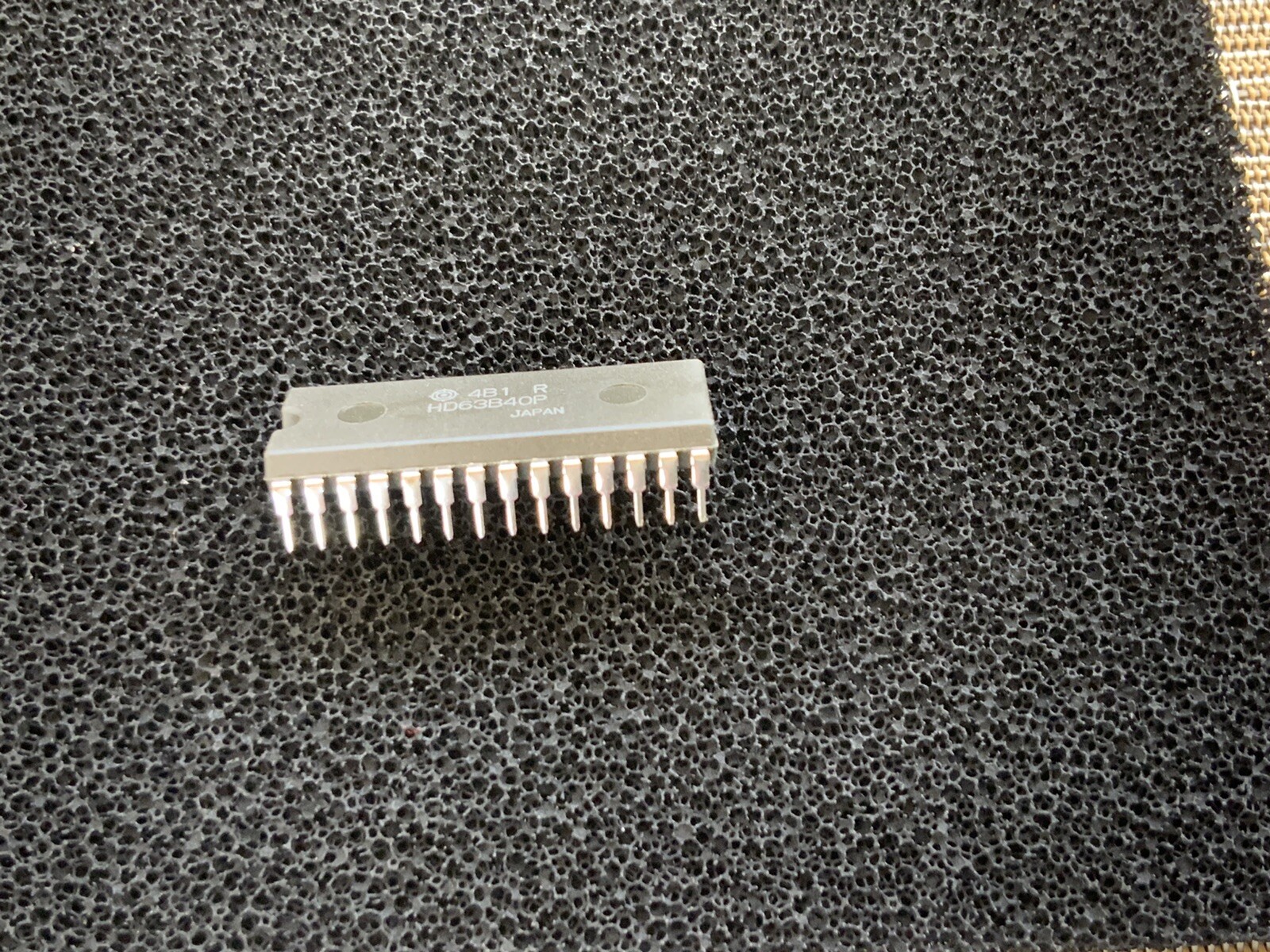 HD63B40P PTM Programmable Timer Module 28 DIP