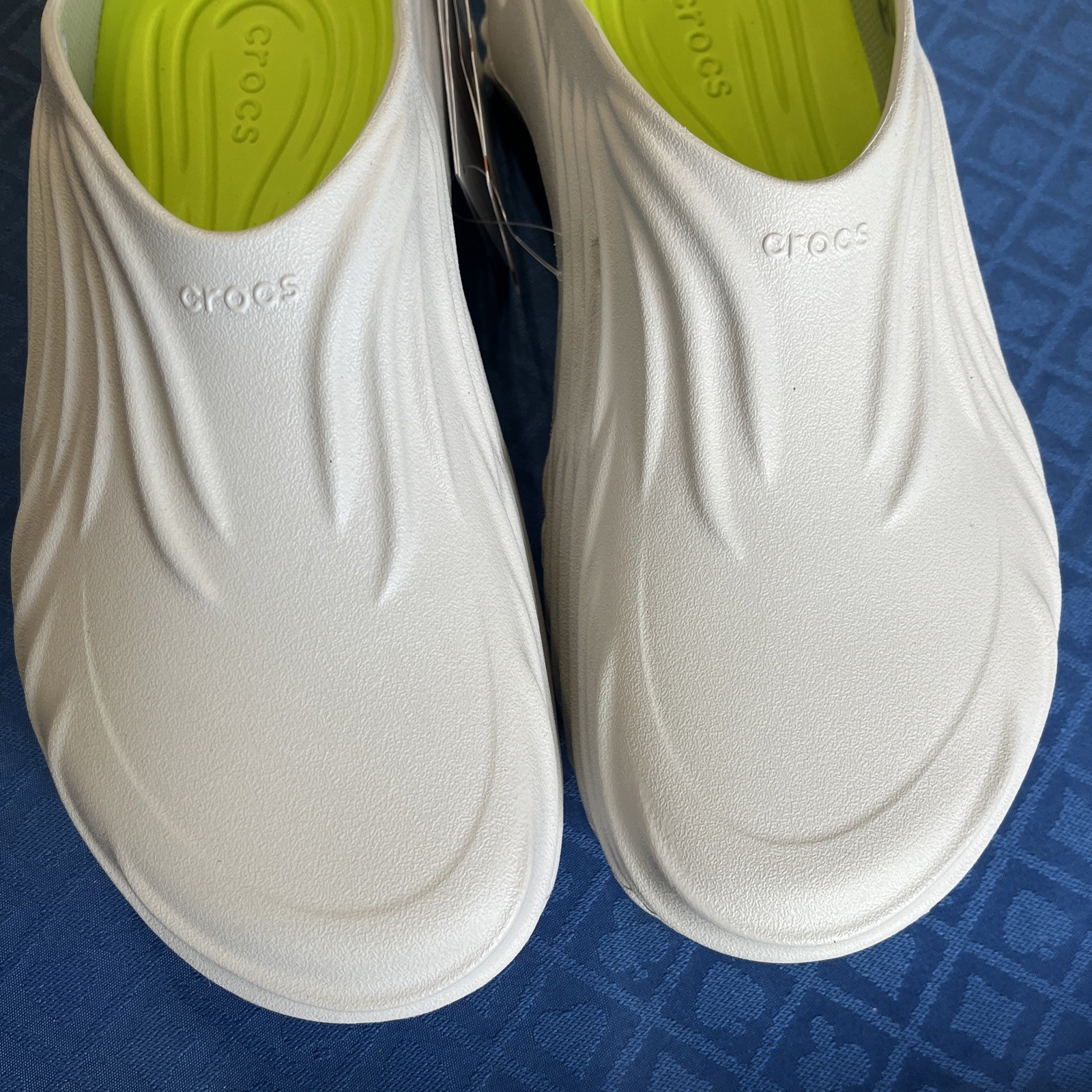Men's Crocs Echo Wave Atmoshpere/Lime Punch 210521-1FT - NEW Men’s Size 13