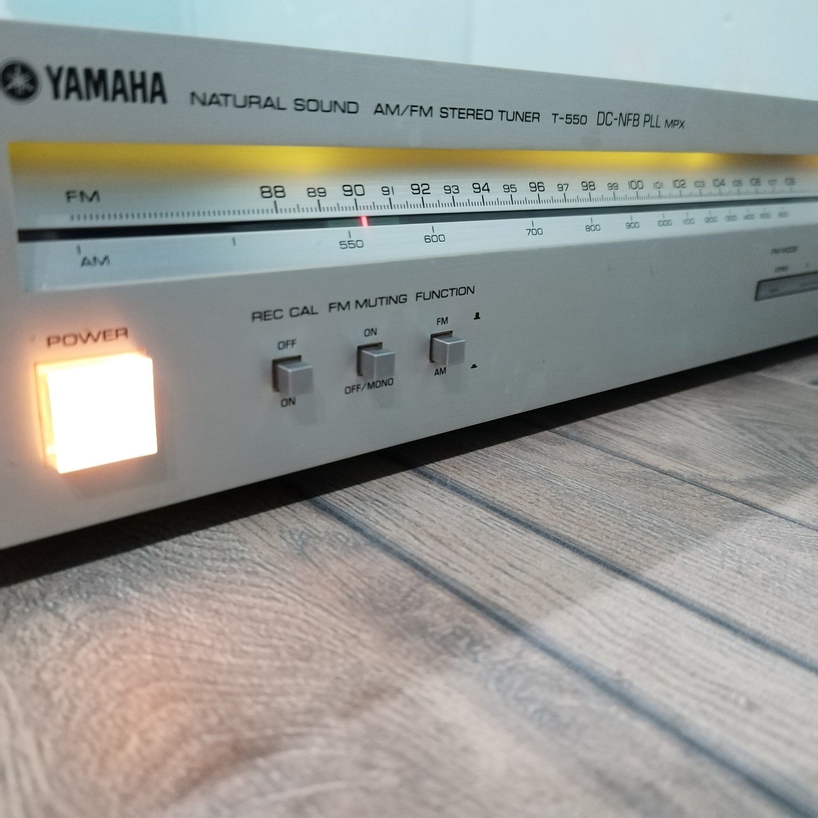 Yamaha T-550 Vintage Tuner