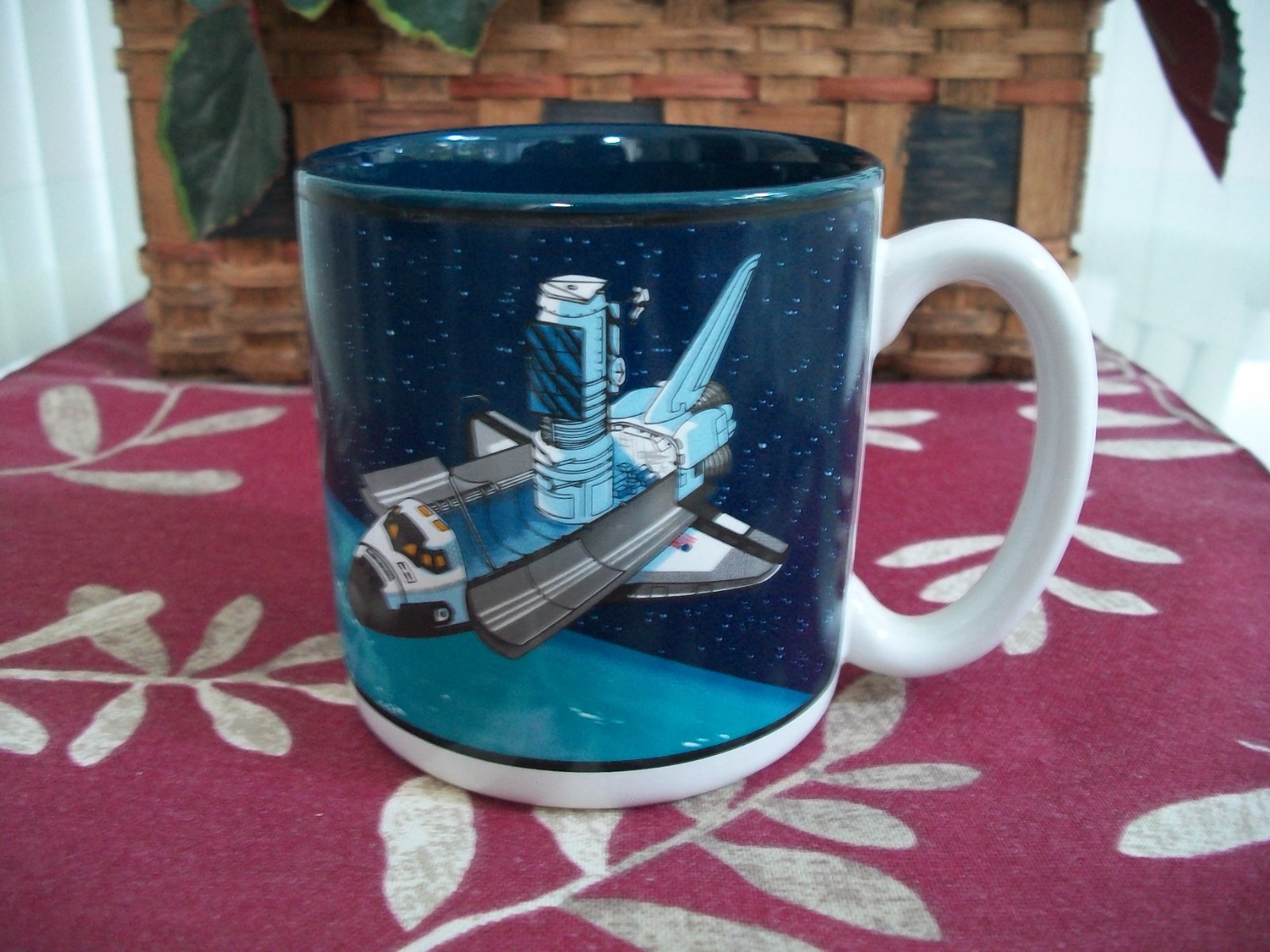 1988 SMITHSONIAN INSTITUTION "SPACE SHUTTLE COLUMBIA" COFFEE CUP