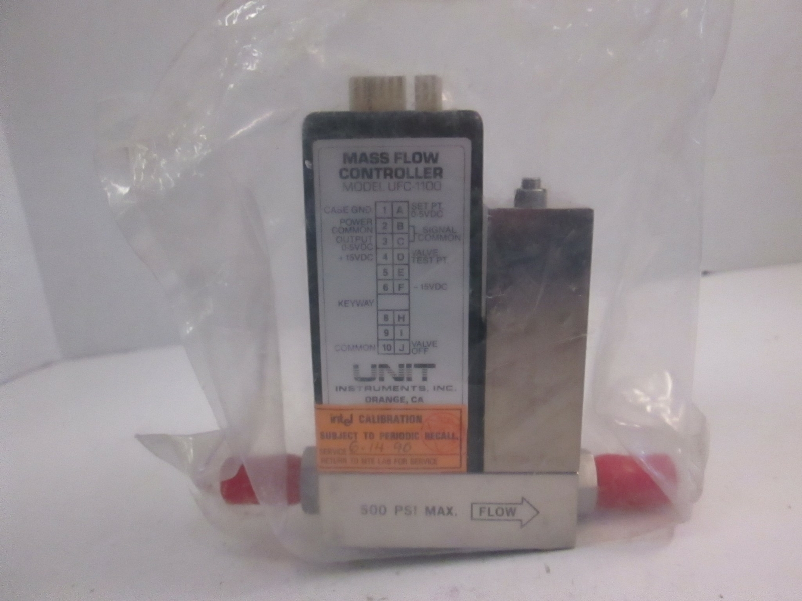 Unit UFC-1100 Mass Flow Controller, CF4, 1 SLM, Used