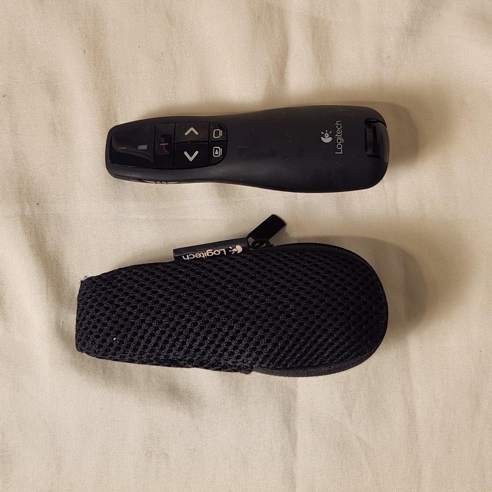 Logitech R400 Wireless Presenter Remote Laser Clicker With USB Receiver *Tested*