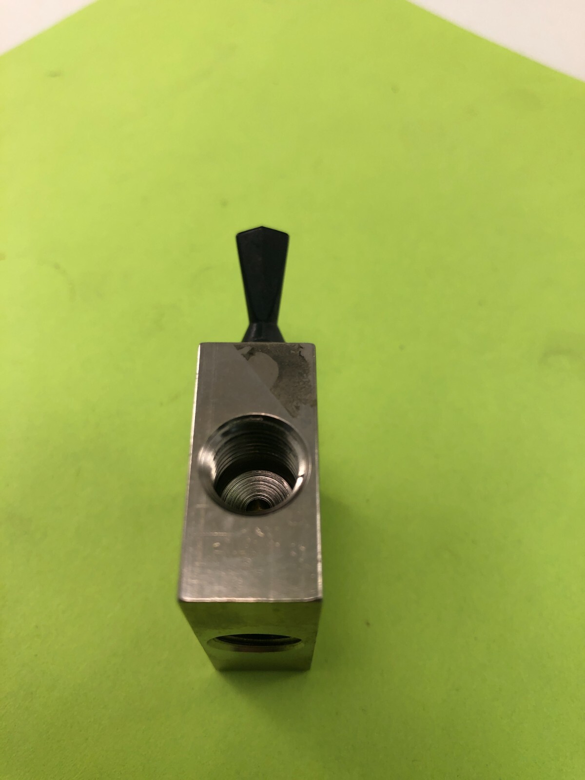 Norgren/Pneumadyne CO40501 Valves: 1/8"npt fully Ported 3-way NC 0405 01 JF