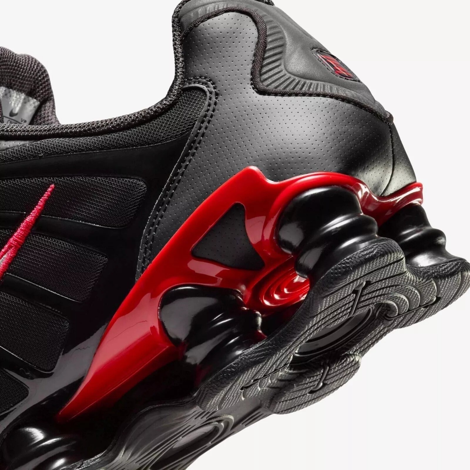 Nike Shox TL Shoes Black College Red Silver CN0151-003 Men's Size 7-12