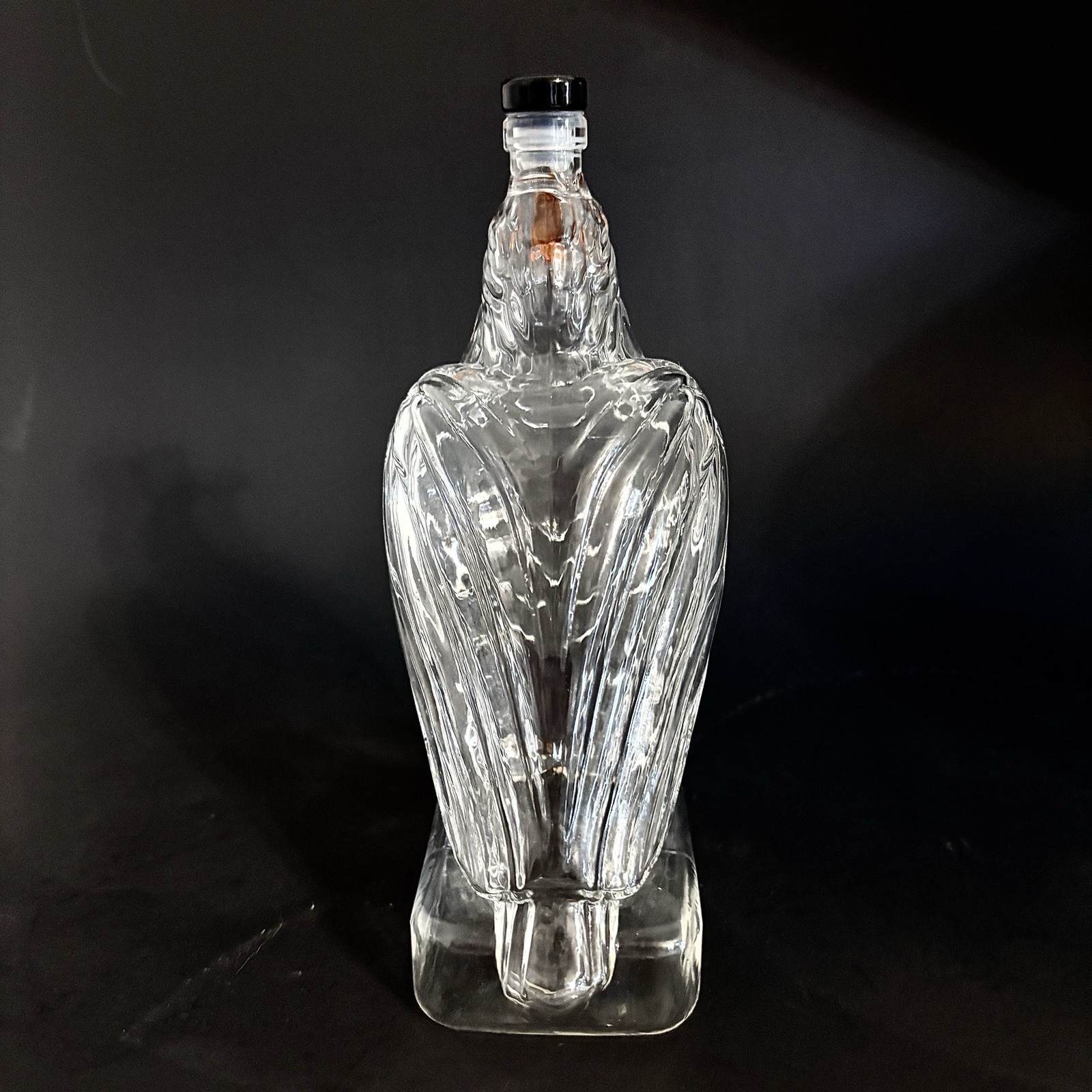 Whiskey Lover's Eagle Glass Bottle Unique Decanter Ideal For Bar Collection