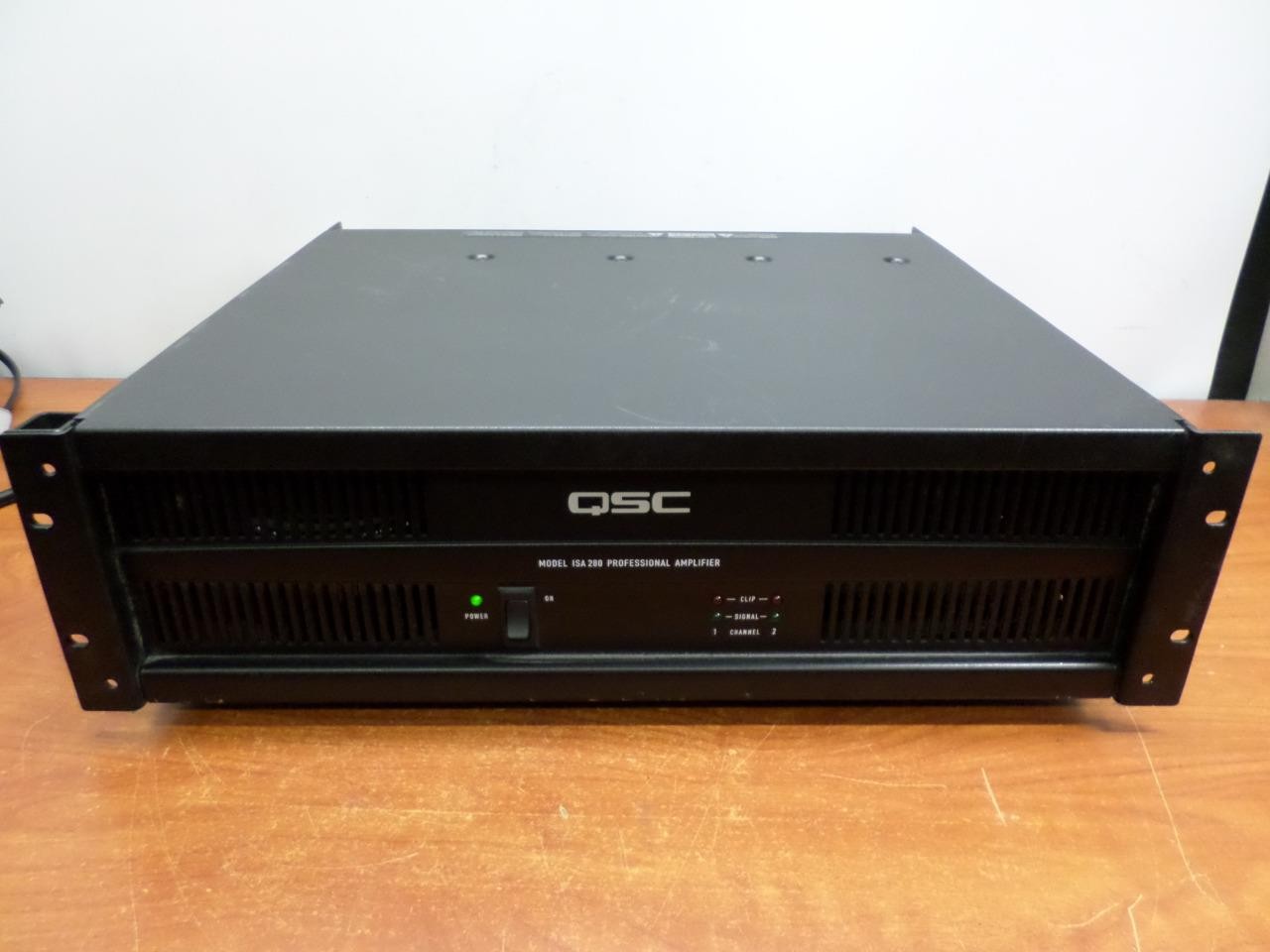 QSC ISA 280 Professional Amplifier