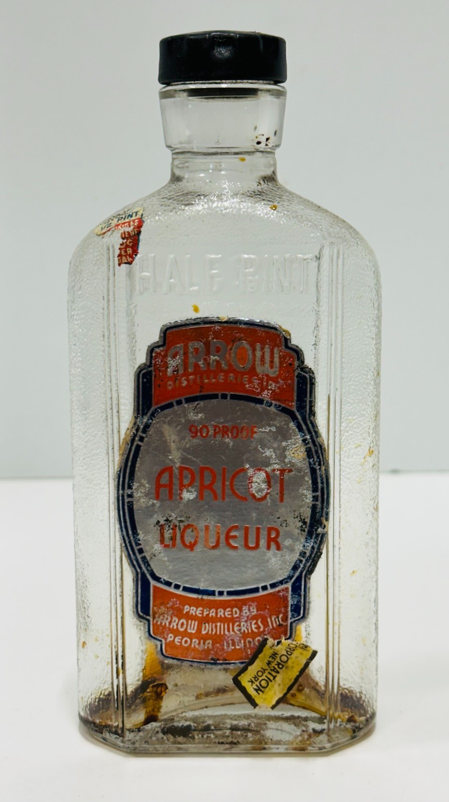 Vintage arrow distilleries Apricot Liqueur bottle empty half pint collectible