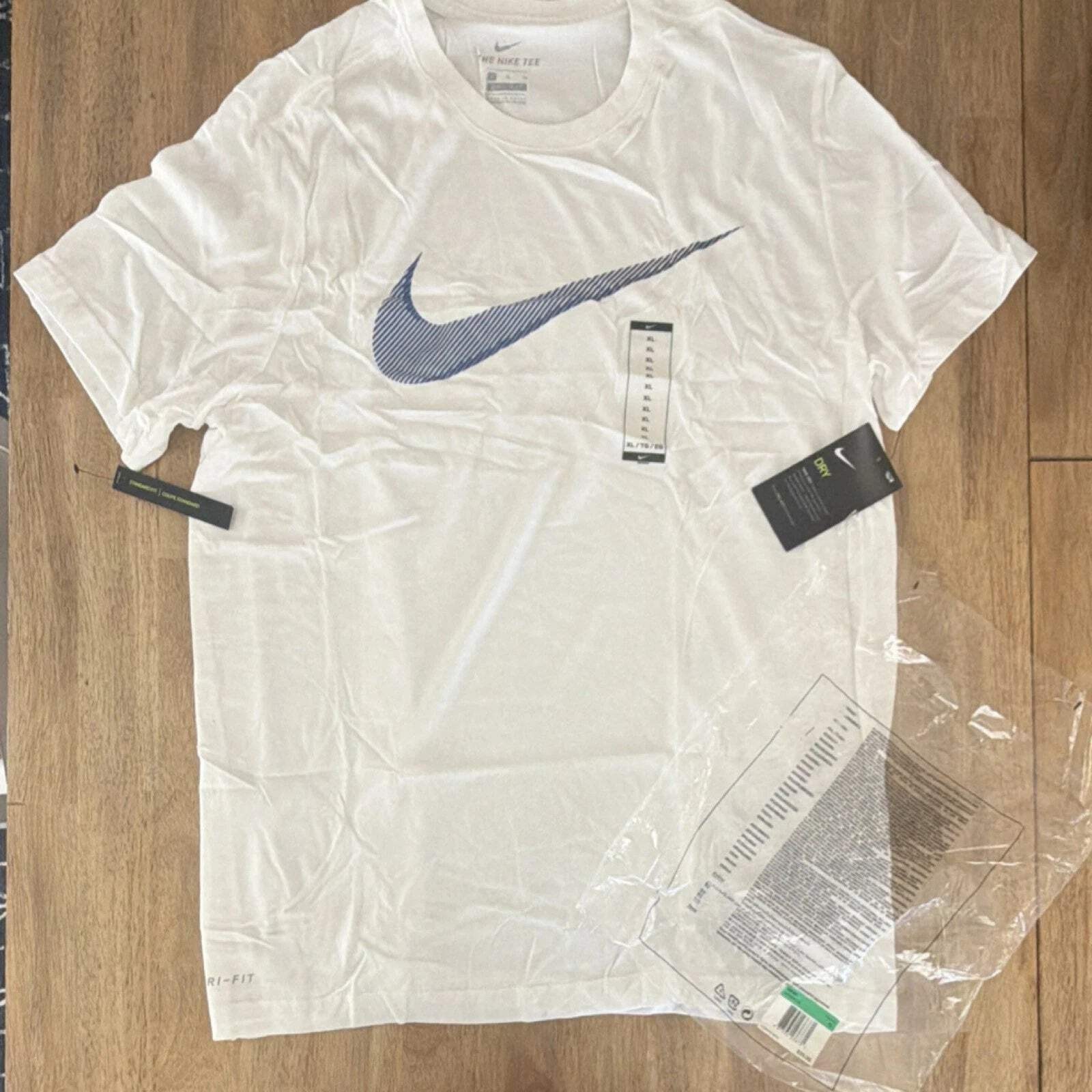 Nike Dri- Fit  White Short Sleeve T-Shirt XL