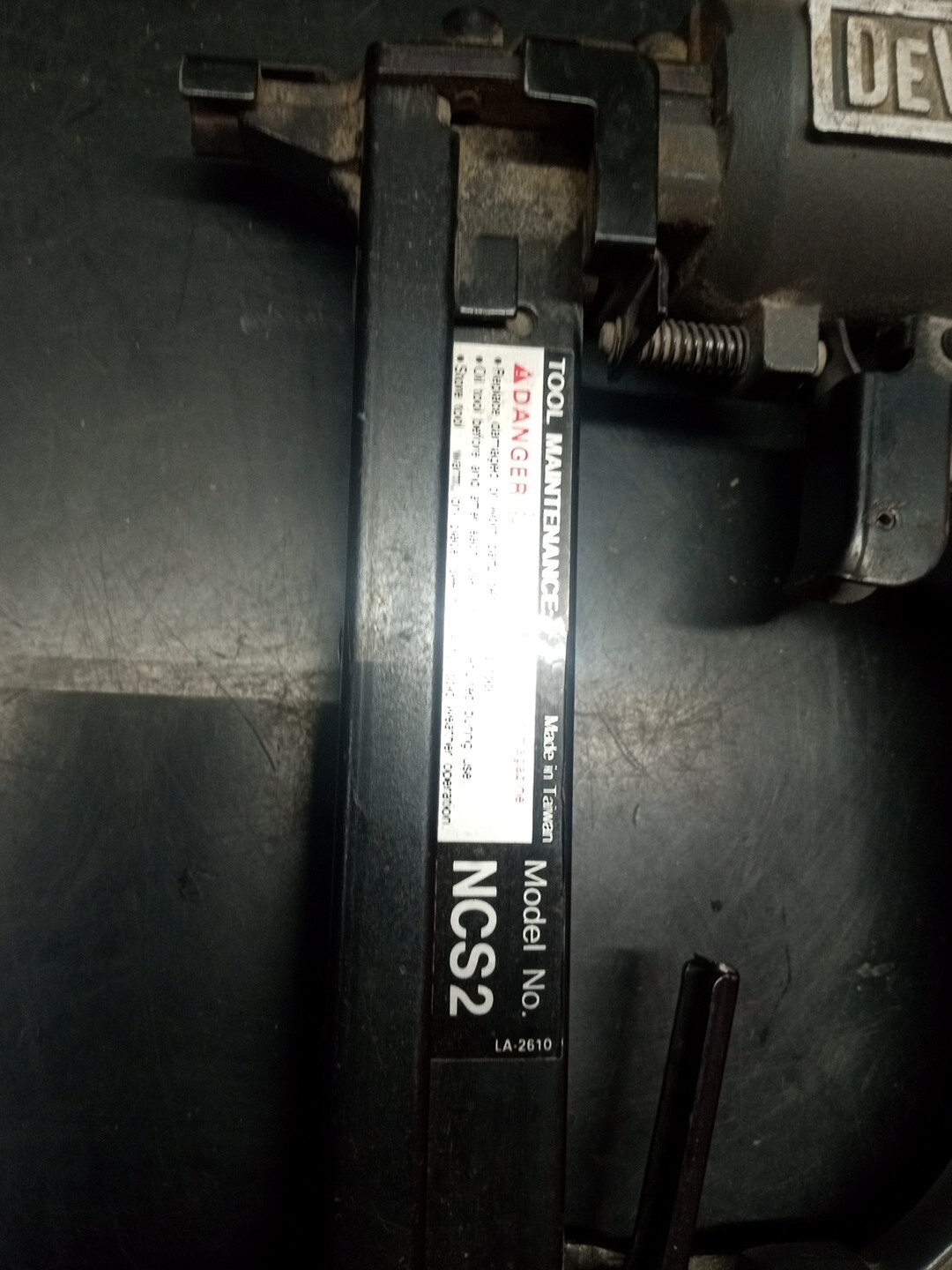 Devilbiss Staple Gun Stapler Model NCS2 Compressor Pneumatic 3/8- 1” Air Tack