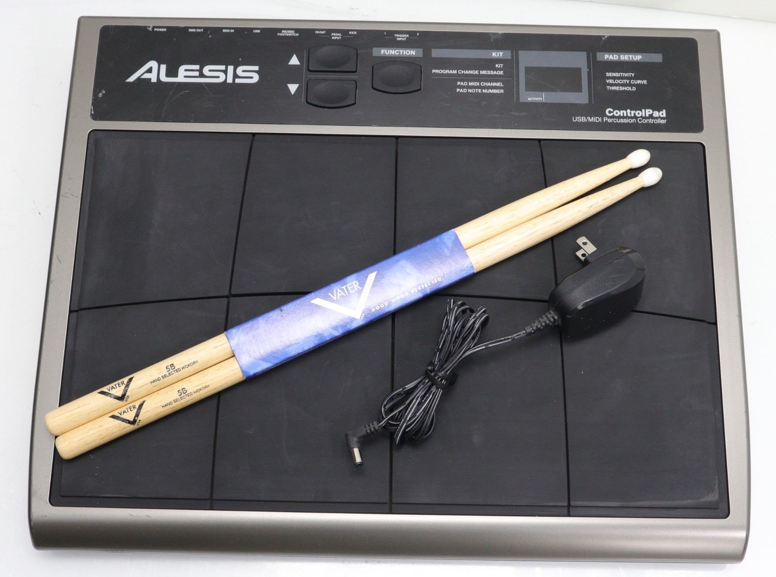 ALESIS ControlPad USB/MIDI Percussion Controller Pad for MIDI & DAW plugins