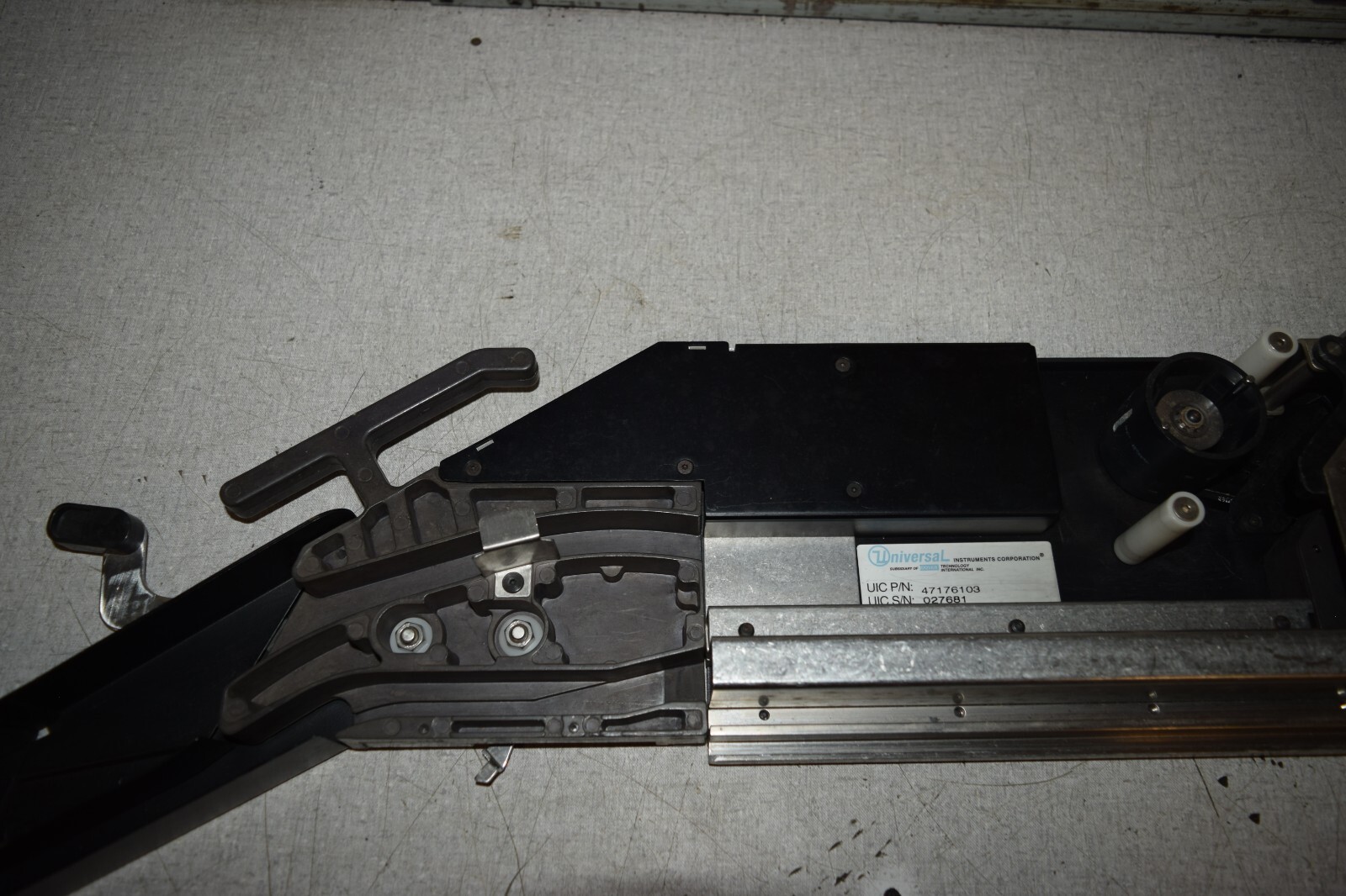 Universal Instruments Dover Technology Feeder 47176103