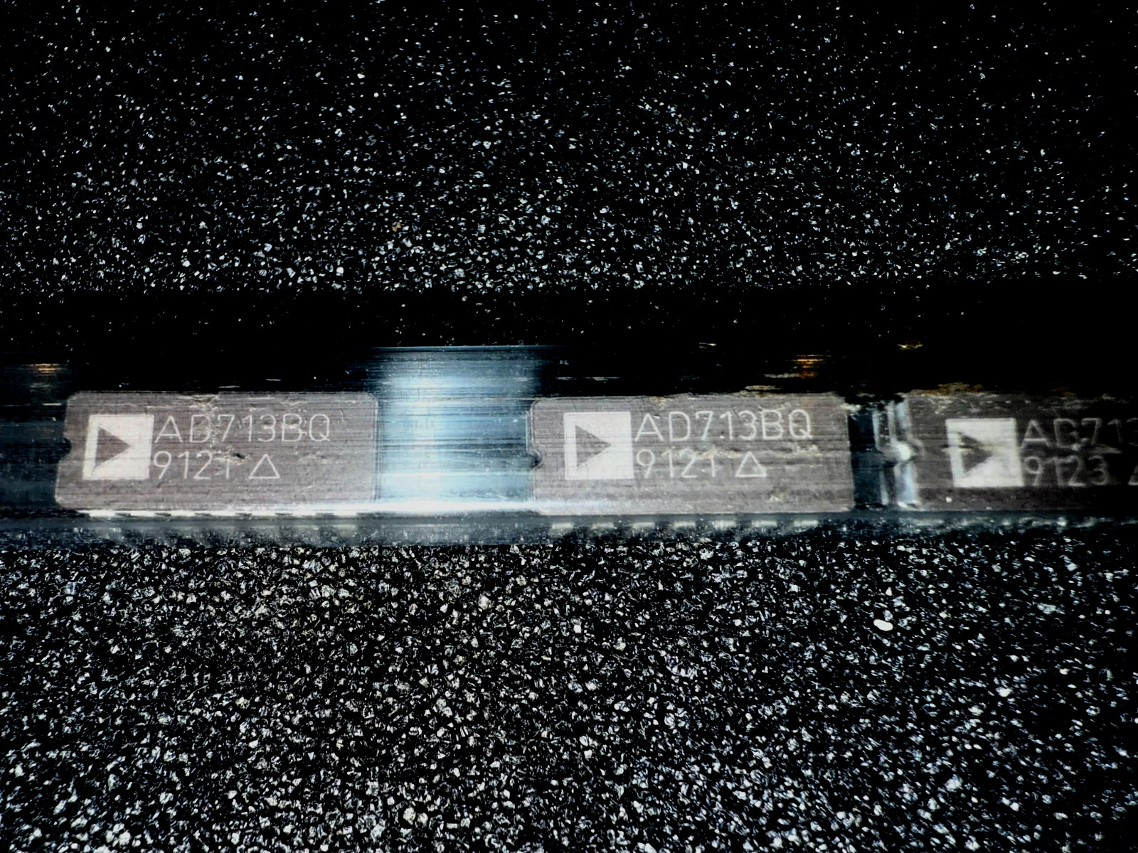 AD713BQ