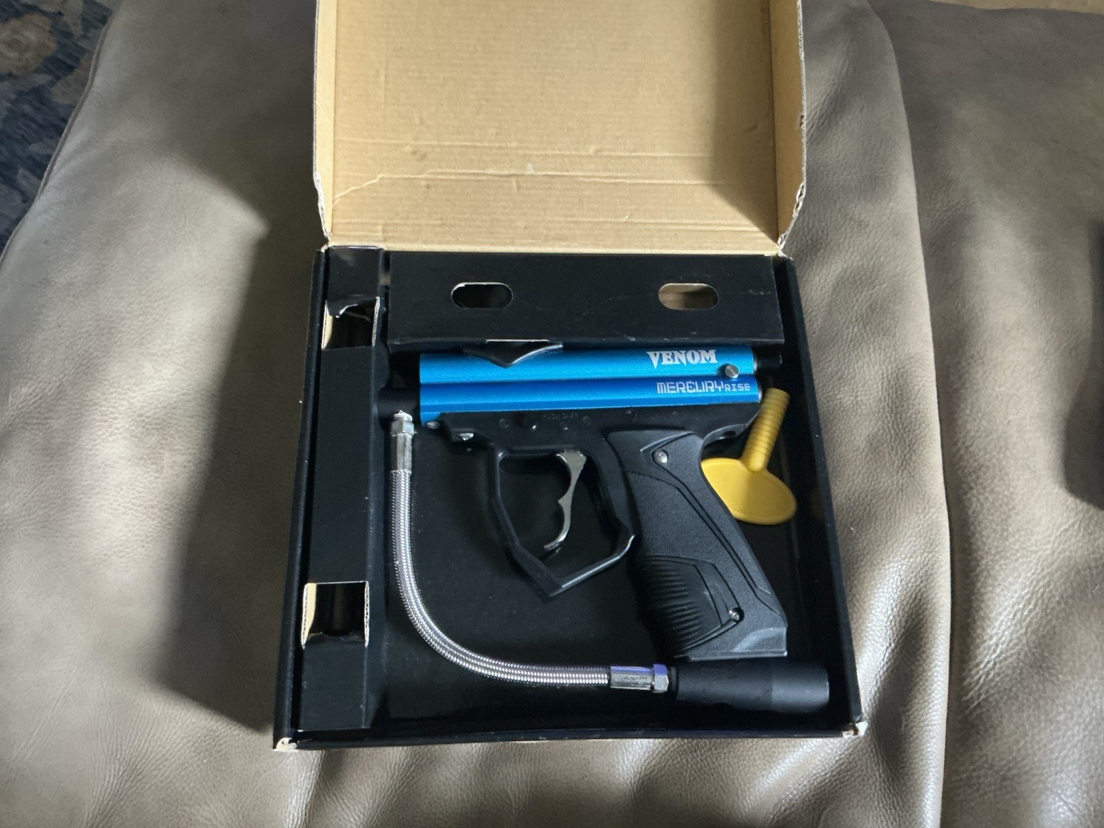 Venom Mercury Rise Paintball Gun Open Box