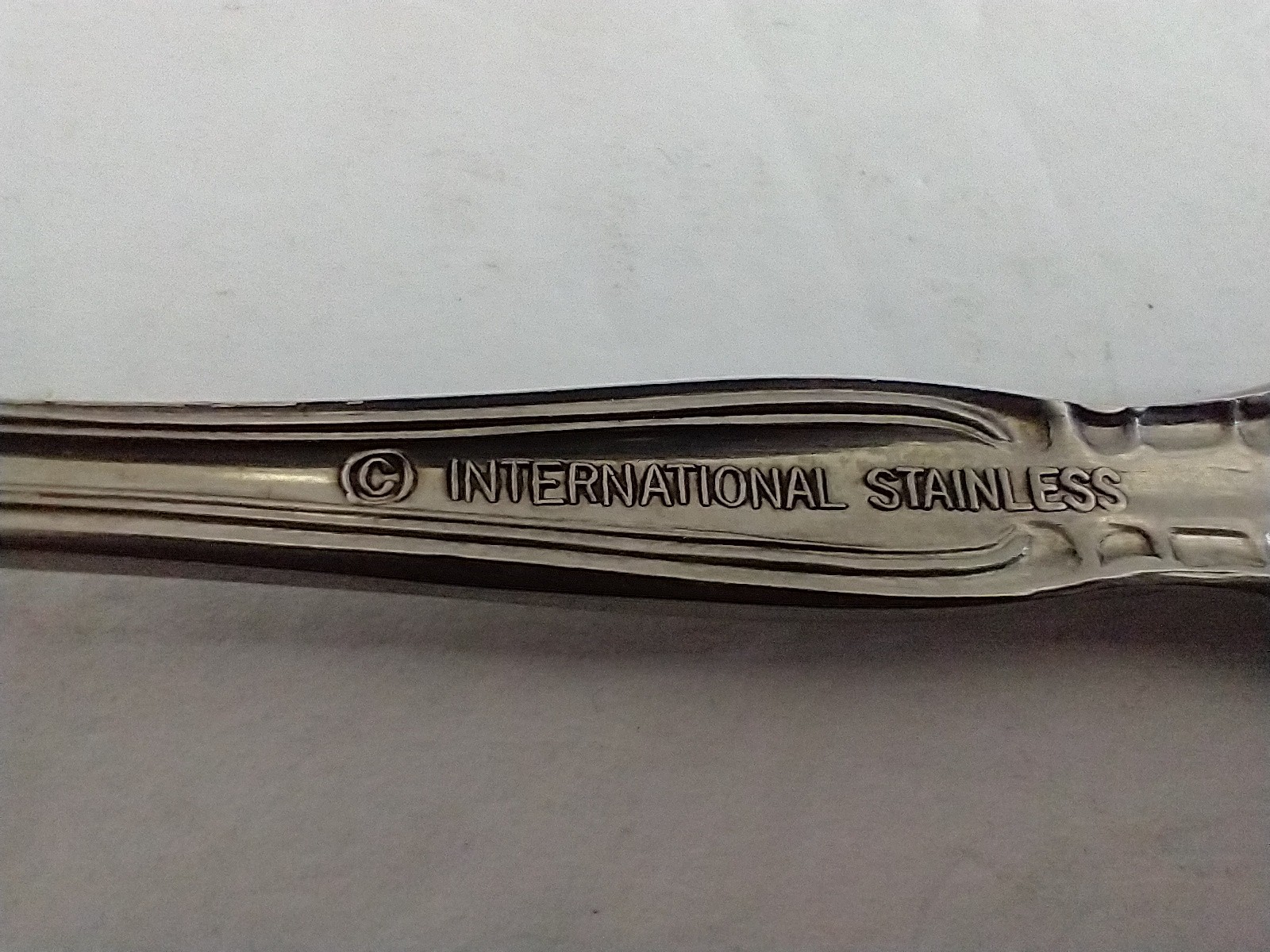 International Silver INS154 Stainless Knife & Salad Fork Rose