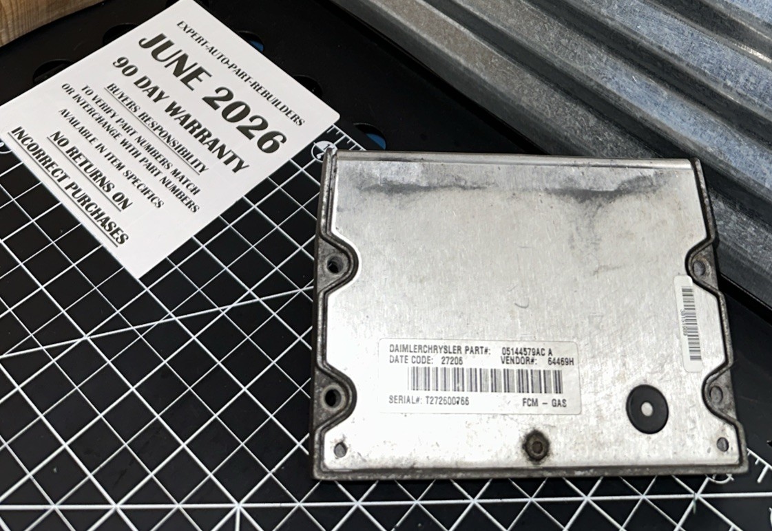 2006 2007 Town & Country Grand Caravan OEM Front Control Module 05144579AC A