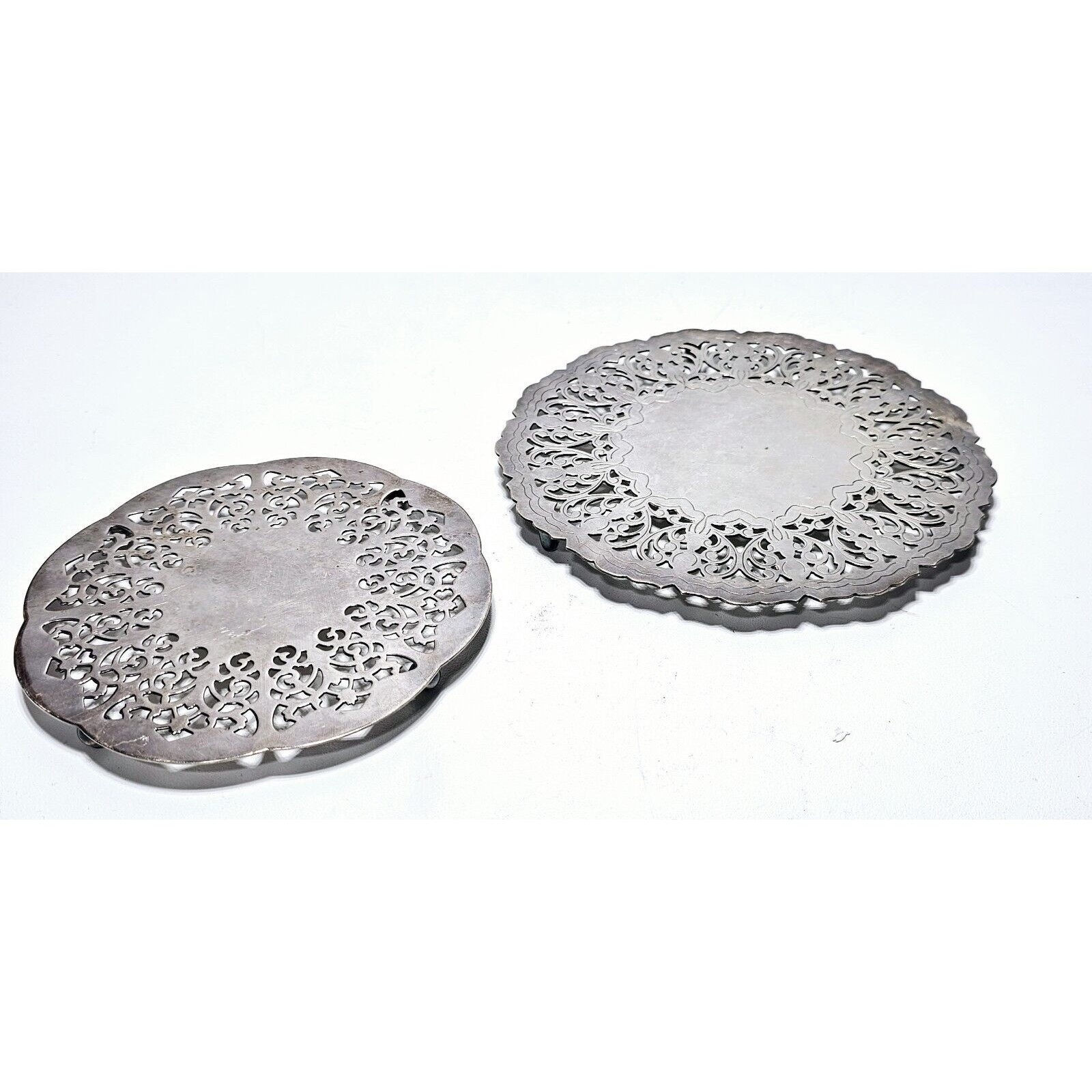 Vtg Pierced Lace Design Silverplate Scalloped Footed Trivet Denmark & W Germany