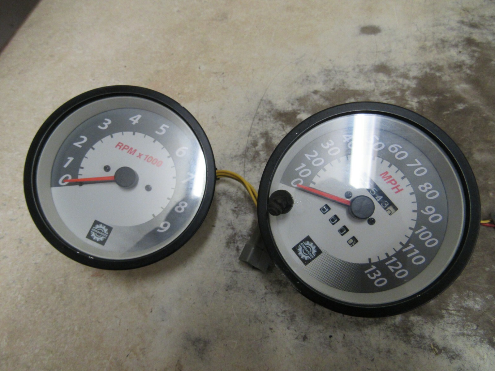 SKI-DOO 1997-2005 SPEEDO GAUGE TACH SPEEDOMETER 515175336 STOCK OEM  NOS 5*FF
