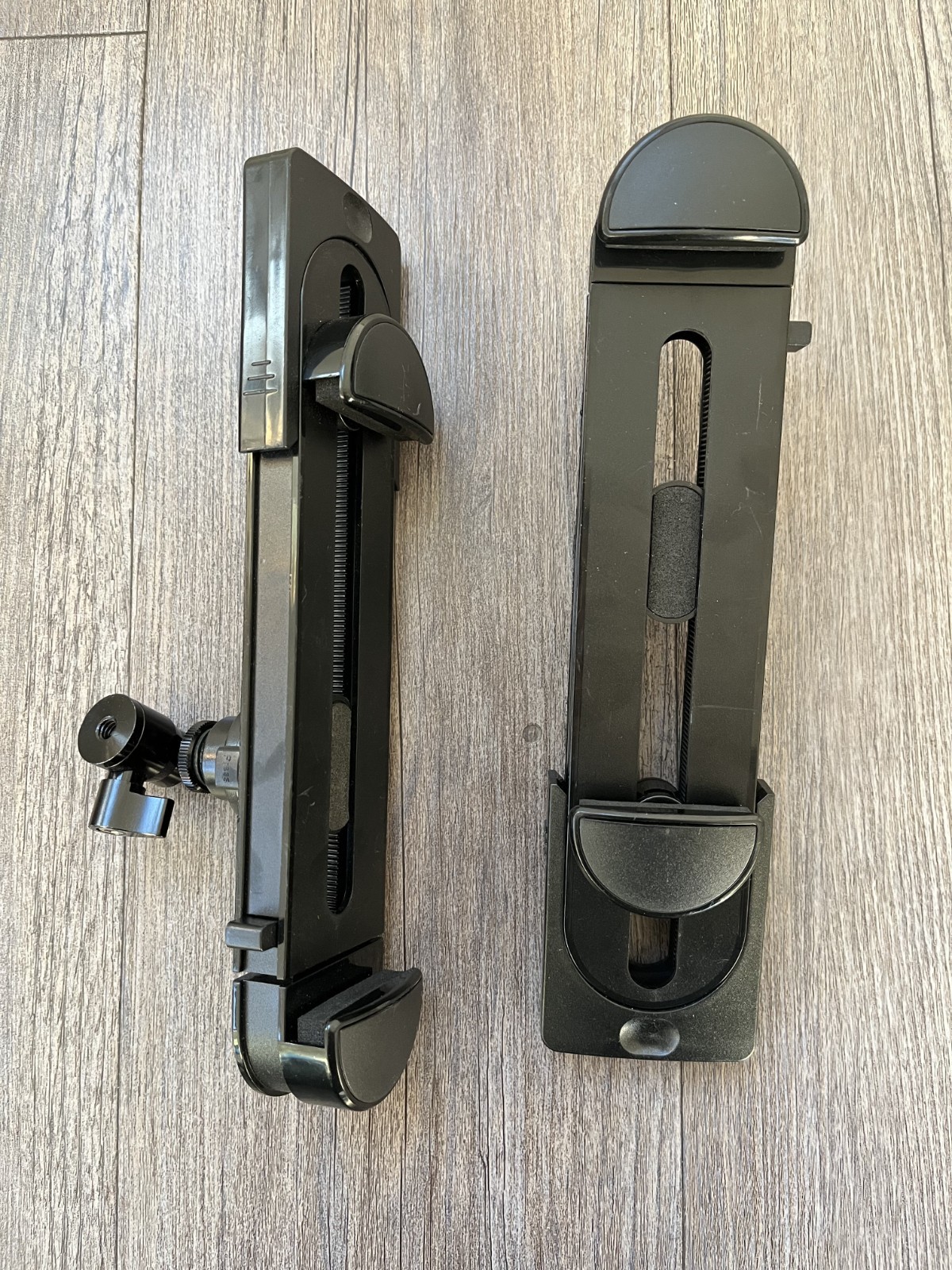 Pair of Tablet Mounts, 1/4" Thread
