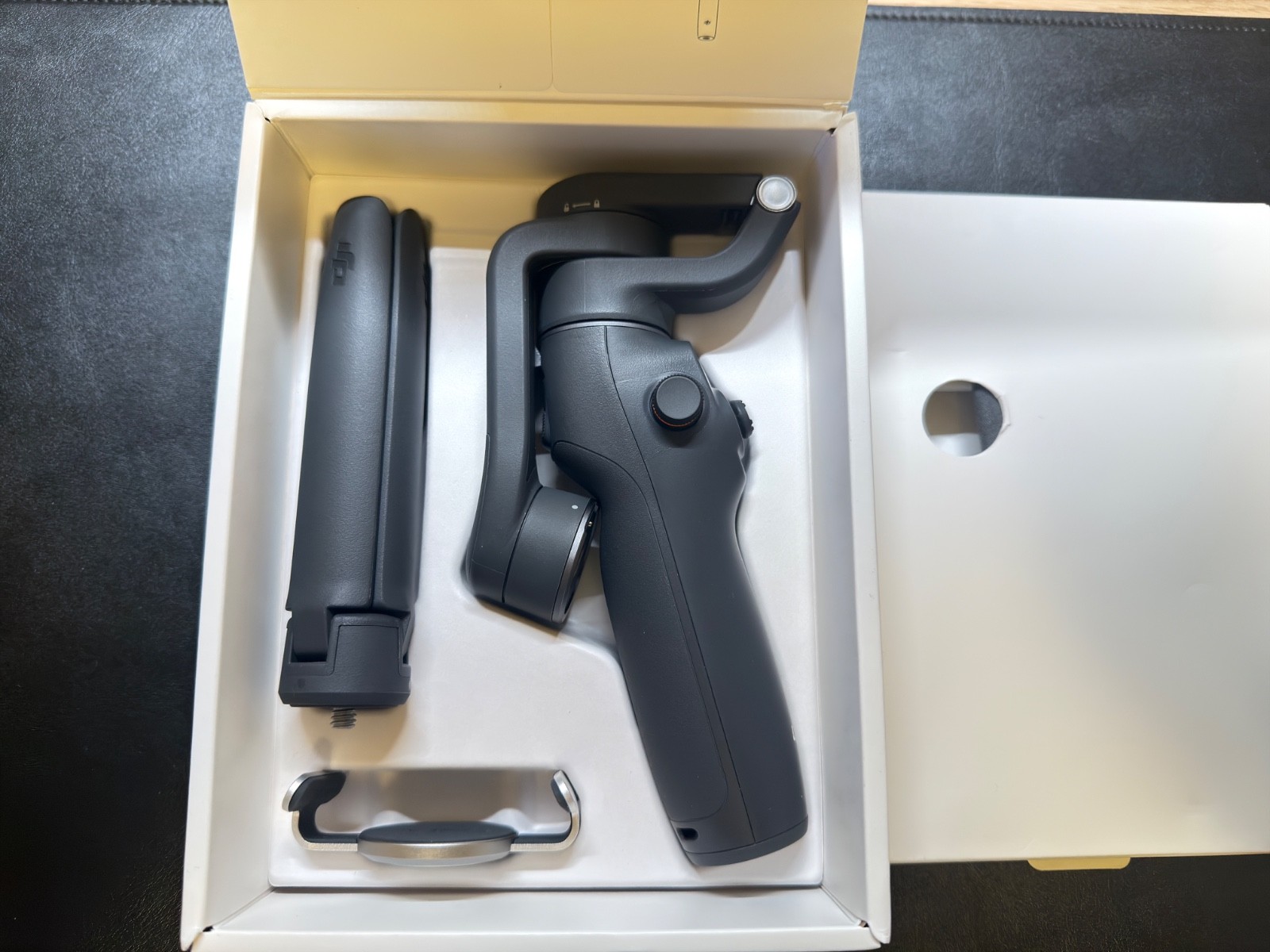 DJI Osmo Mobile 6