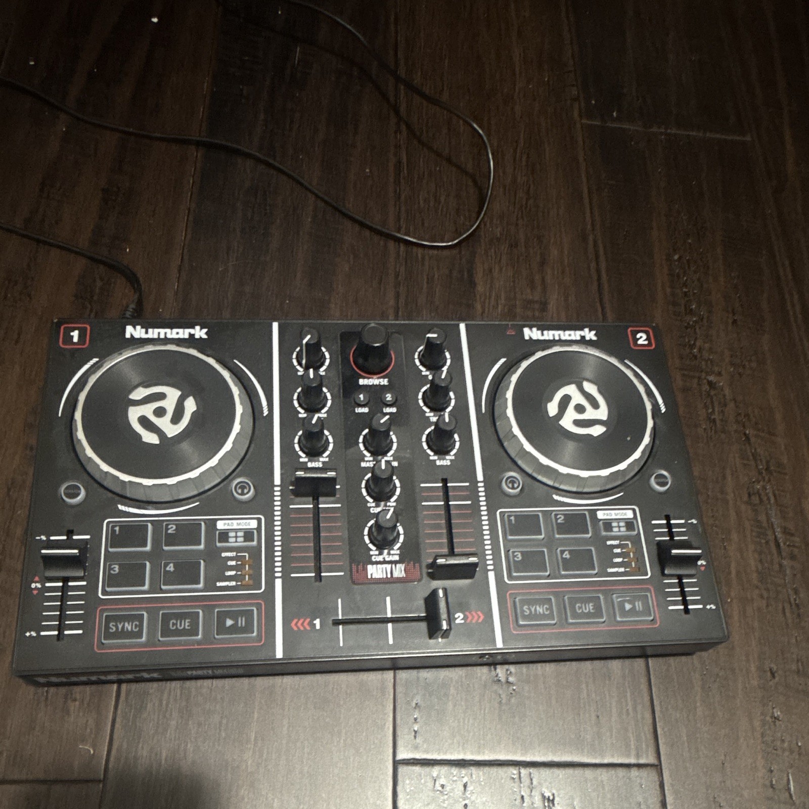 Numark Party Mix Double Deck DJ Controller 2-Channel 8 Pads Pitch USB