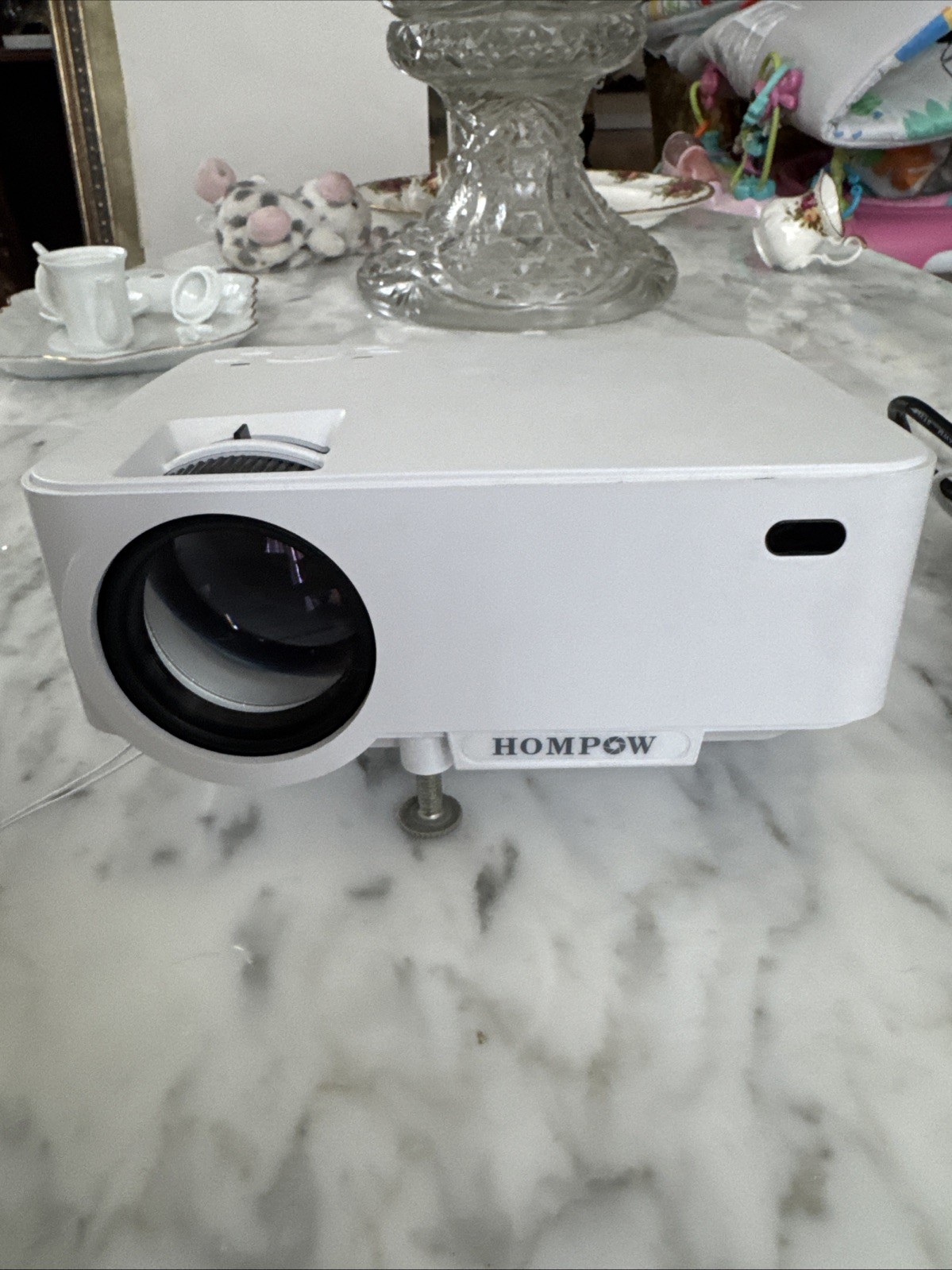 HOMPOW F1 White Mini Portable LED Projector Model T-20