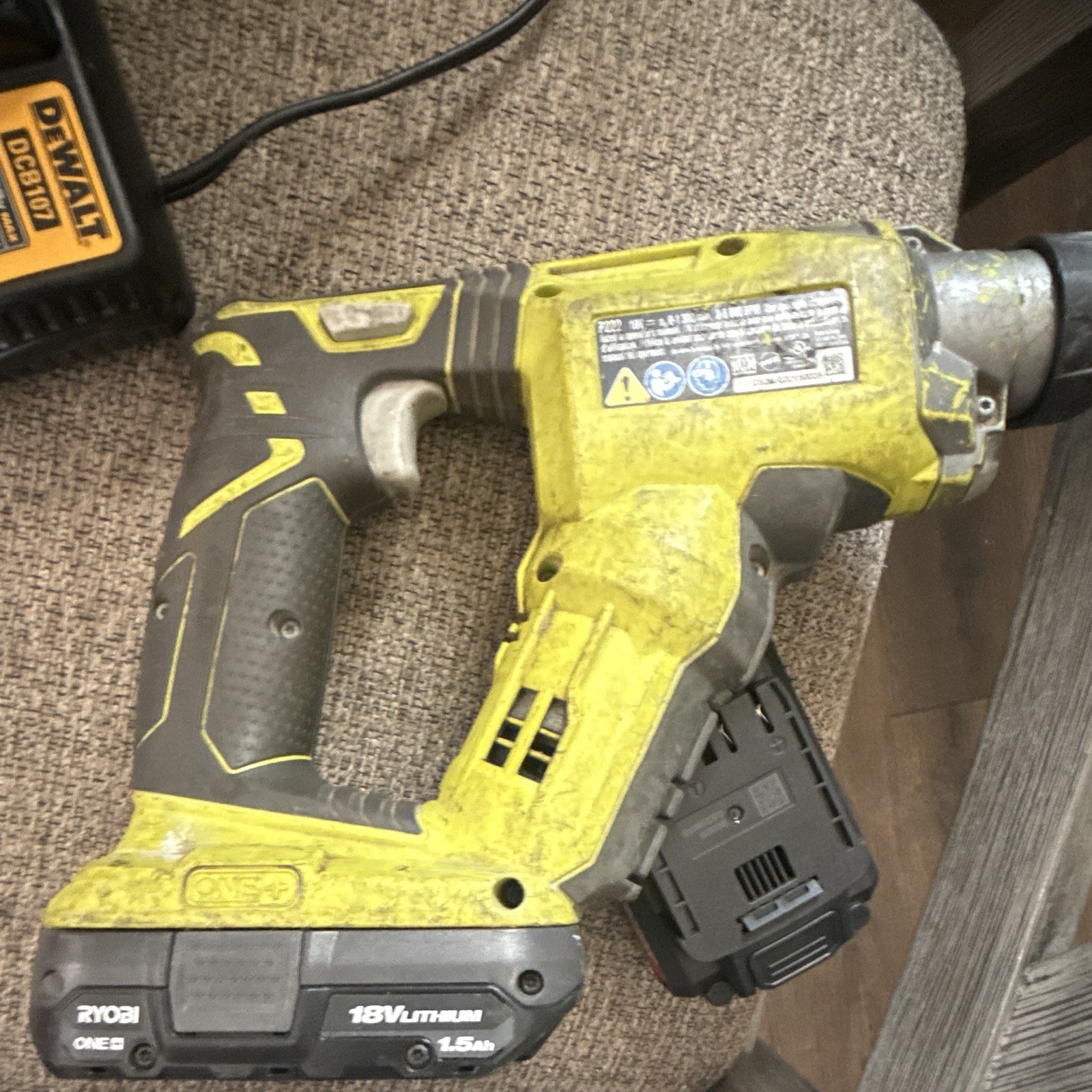 Ryobi ONE+ 18V Rotary Hammer Drill Keyless 1/2in w/ 1.5Ah Battery Kit