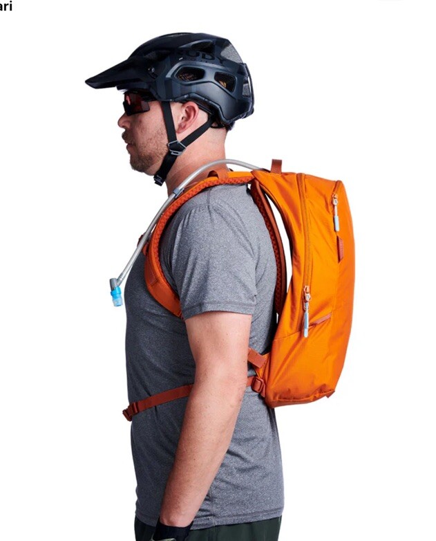 Hydro Flask Down Shift Backpack -14 Liter Water Pocket Hydration Pack Orange NEW