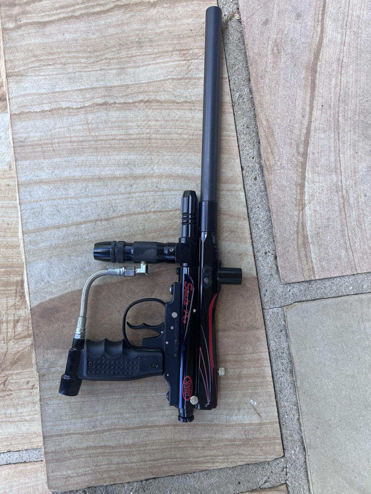 Spyder Sonix Pro Paintball Marker Mechanical Semi comes with extra hoppers
