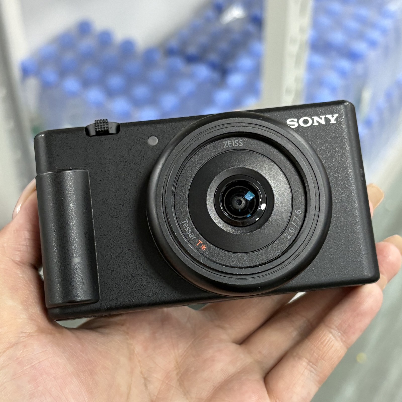 Sony ZV-1F 20.1MP 4K f/2 Vlogging Compact Digital Camera Black Tested - 95% New
