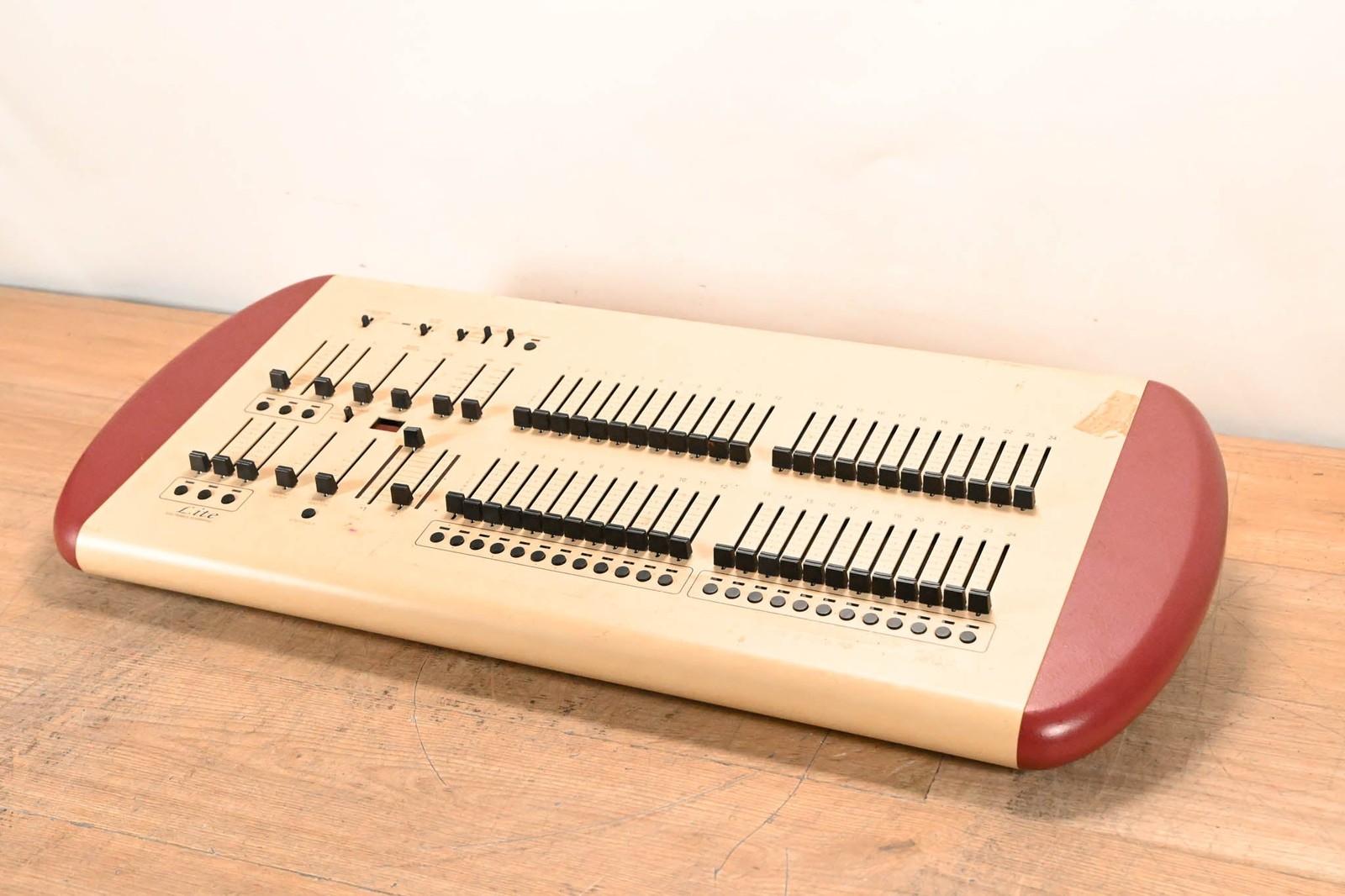 Electronics Diversified, Inc. Lite Theatrical Lighting Control Console CG01VHB