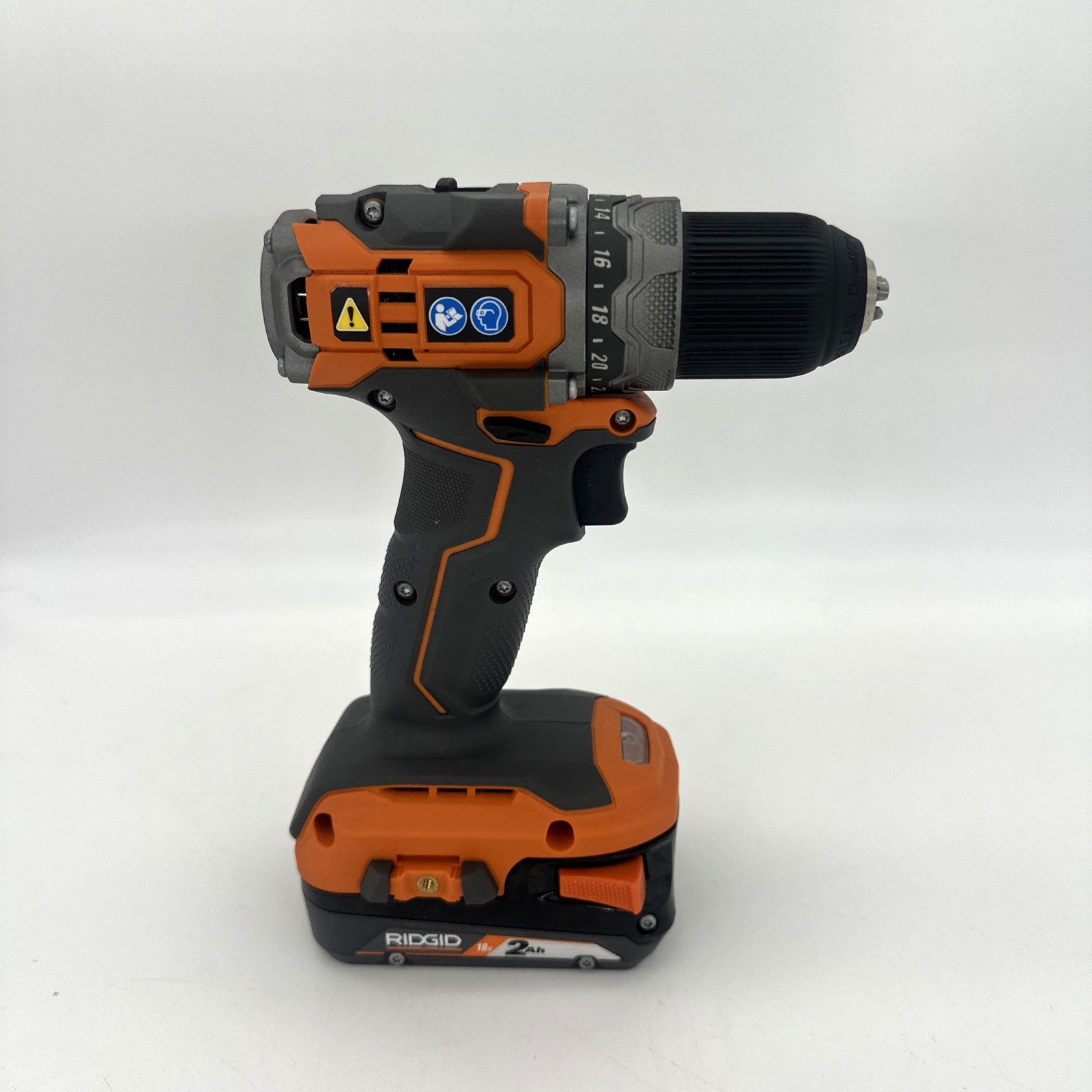 Ridgid R8701 18V Sub-Compact Brushless 1/2" Drill Driver W/2Ah Battery