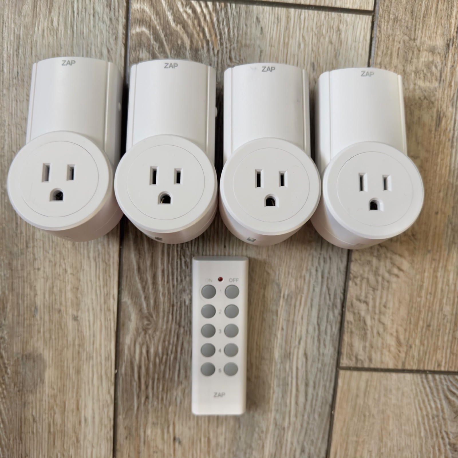 ETEKCITY Zap Matched Remote Outlet Switches With Remote Lot of 4 Tested