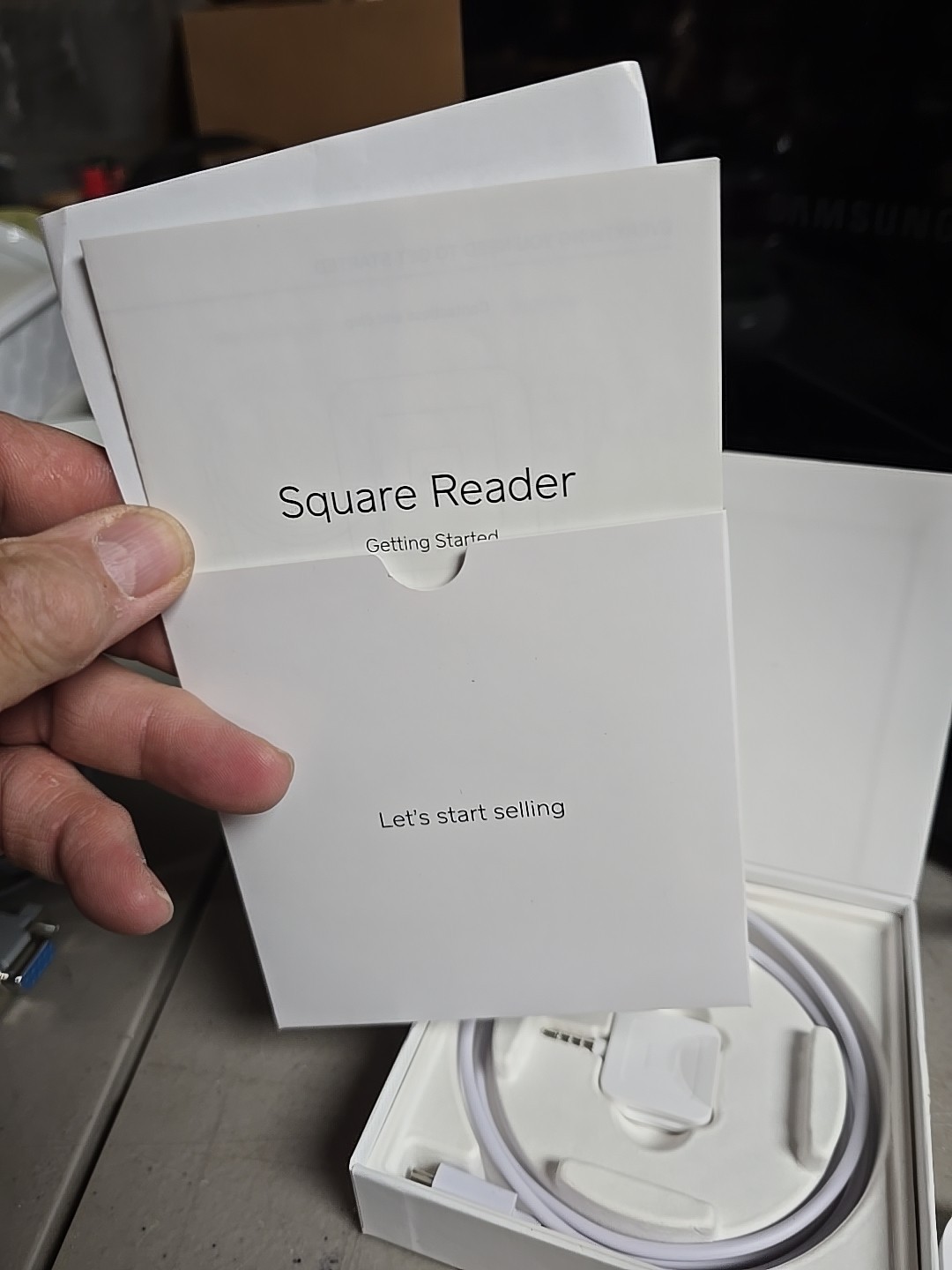 Square Card Reader 2 Piece With Cord And Instructions New Open Box