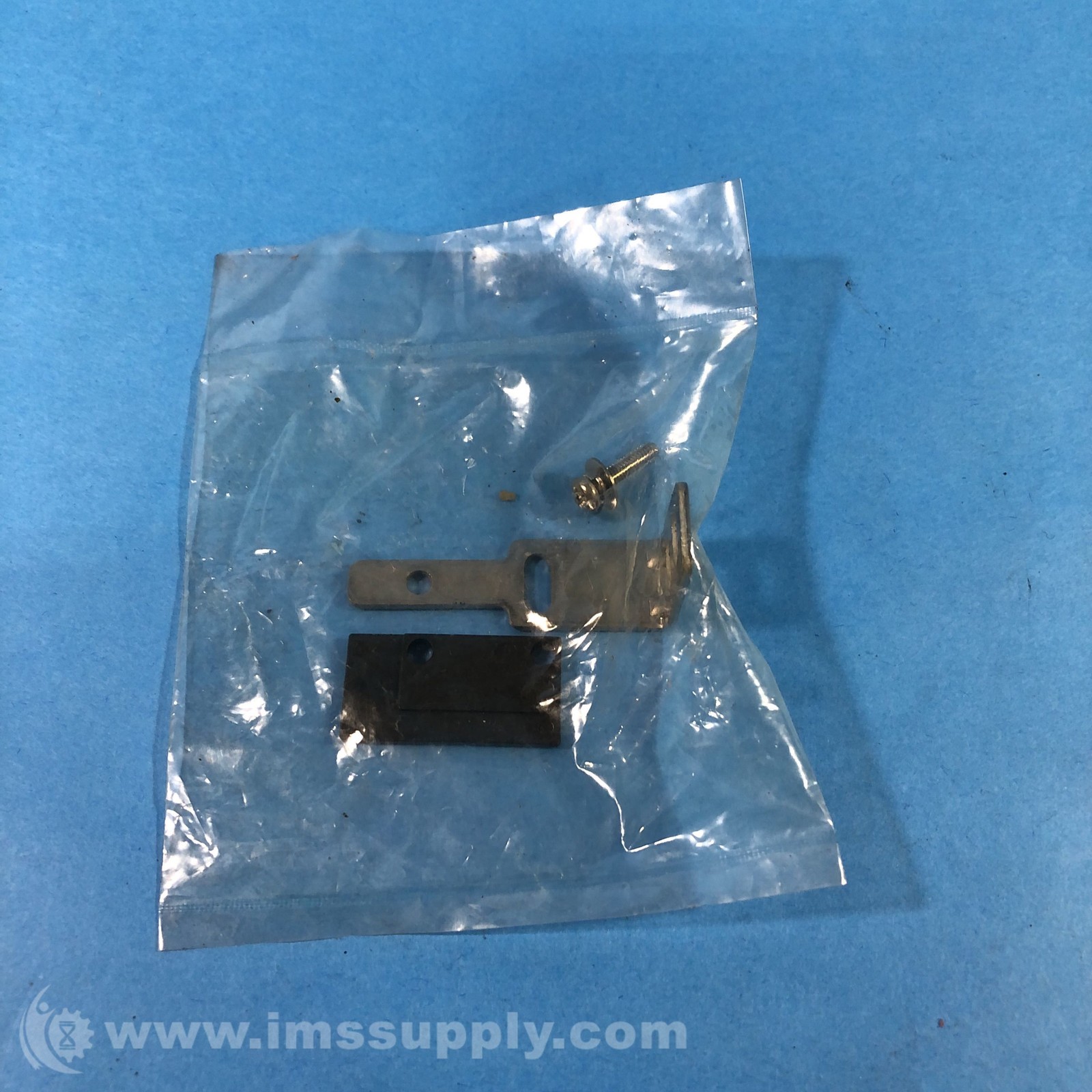 Magnetic Door Catch FNIP