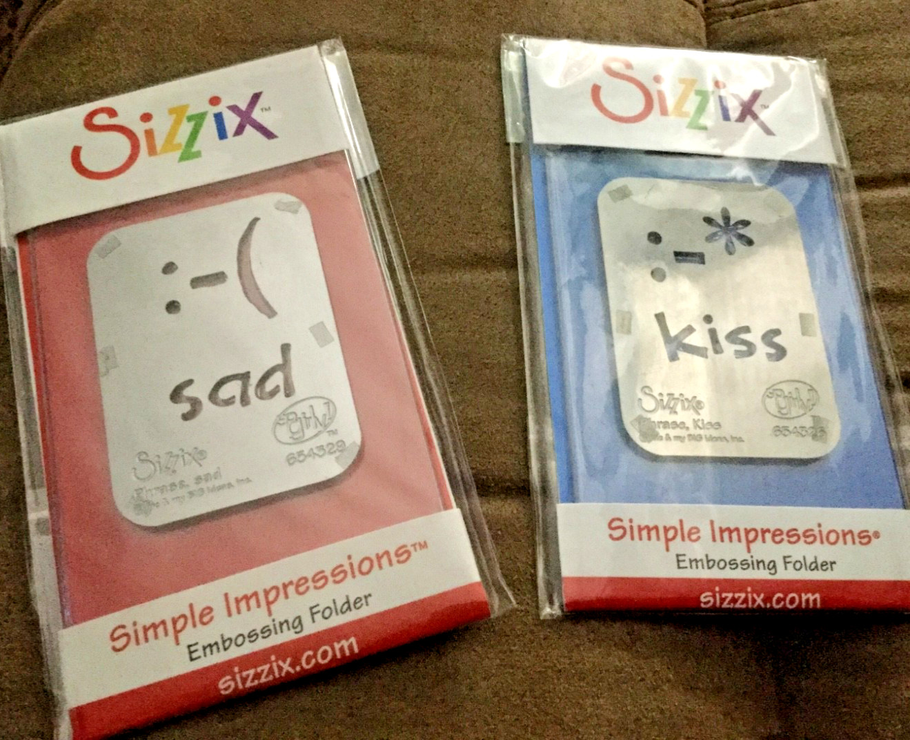 SIZZIX PHRASE, KISS FLOWER AND PHRASE, SAD..SIMPLE IMPRESSIONS EMBOSSING FOLDERs