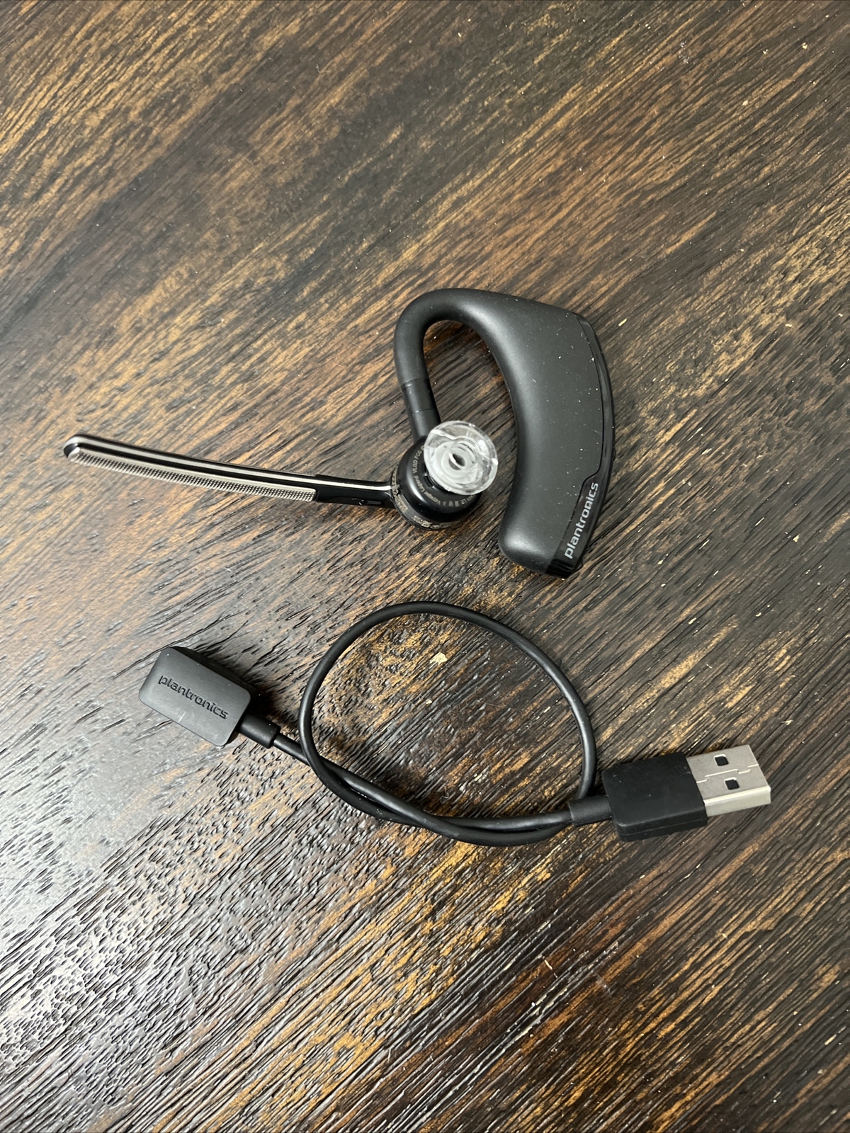 Poly - Voyager Legend Wireless Noise Cancelling Bluetooth Headset Plantronics