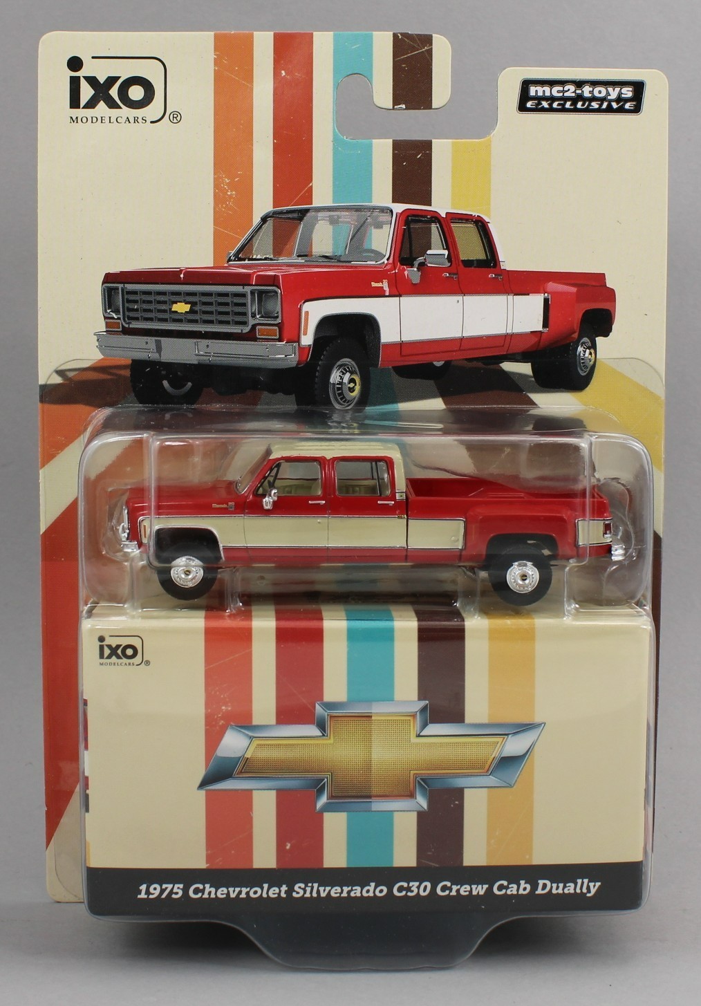 1:64 IXO Models *RED & TAN* 1975 Chevrolet Silverado C30 Dually Pickup Truck