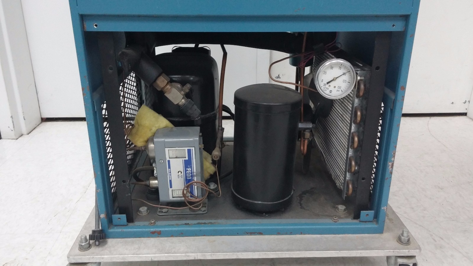Thermonics T-2400R Temperature Forcing System