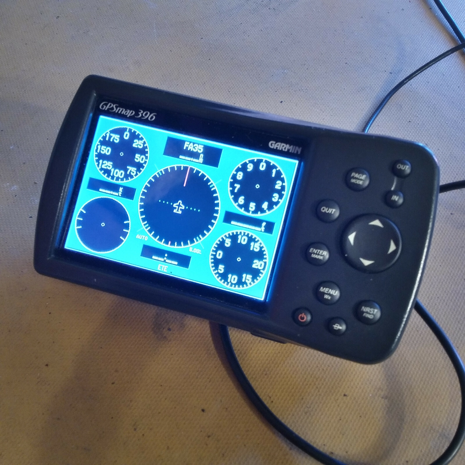 Garmin GPSMAP 396 with two antennas & wall power pac.