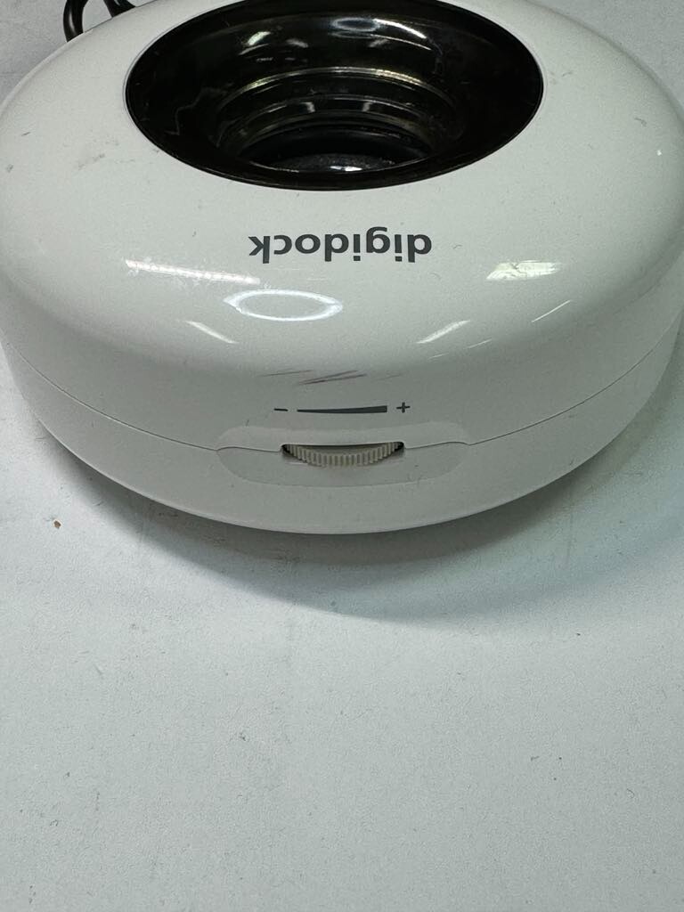 Digidock SP-4100 Handsfree Speaker Mic Cum Speaker
