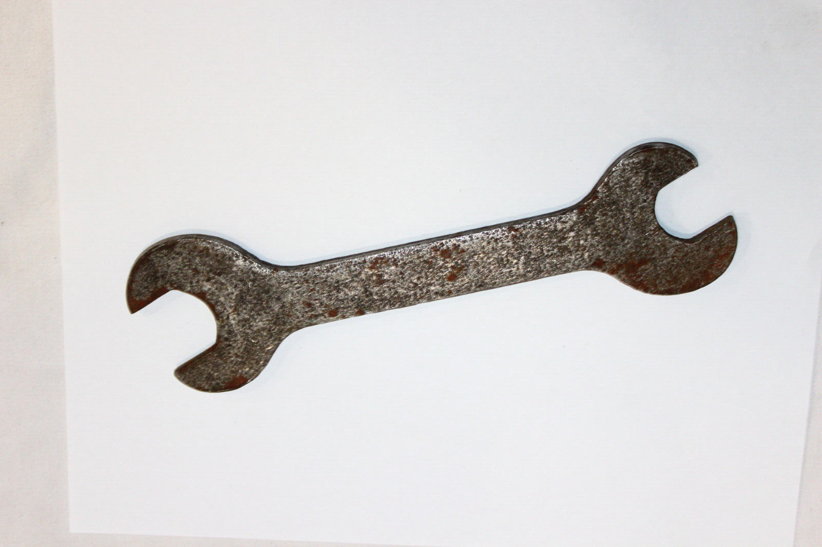 Antique Wrench .88" (22.5mm) and 1.03" (26.1mm)   M  no. 276  {8.75" Long}