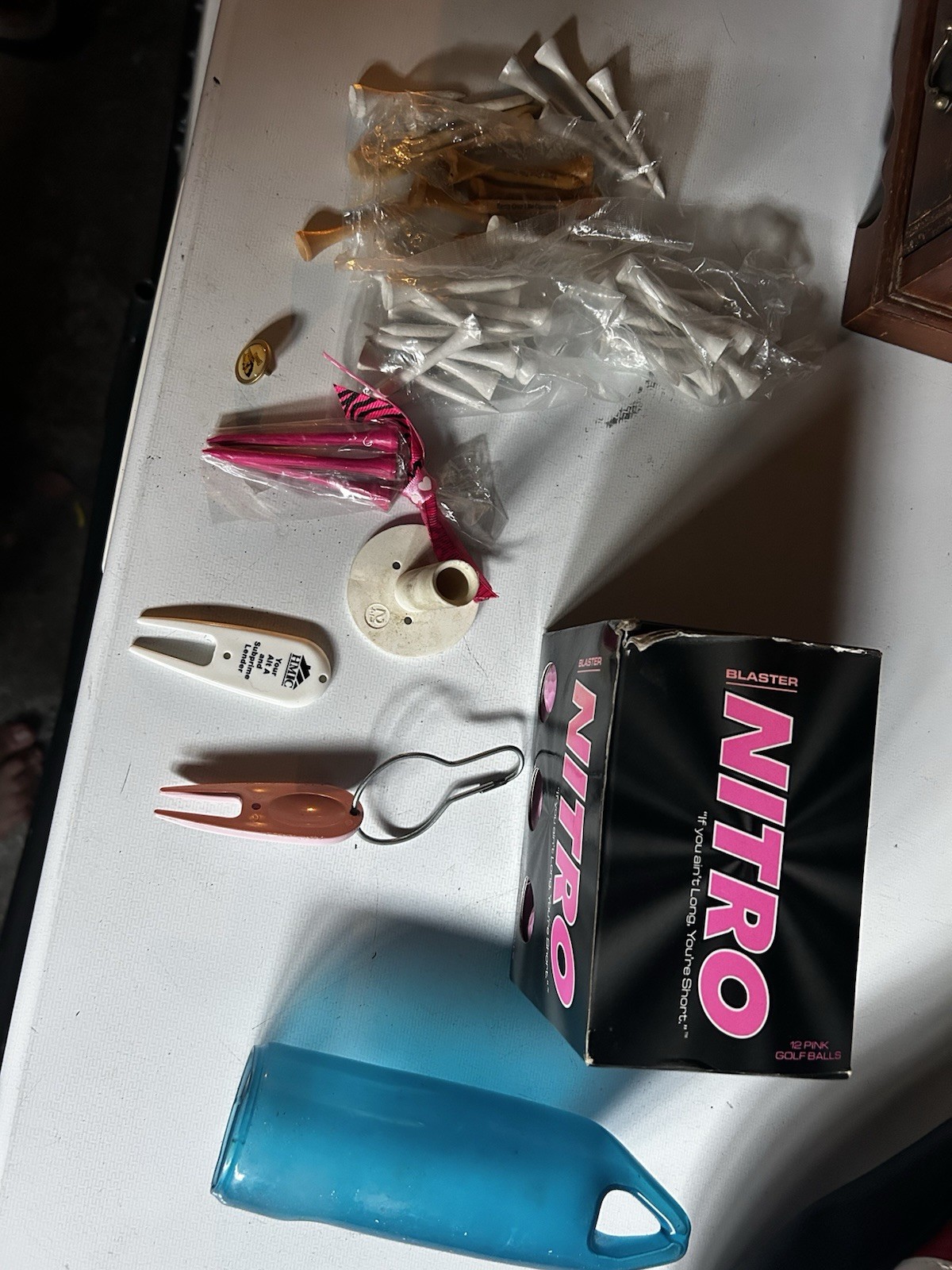 Nitro Blaster Pink Golf Balls & Mixed Golf Accessories Set for Golf