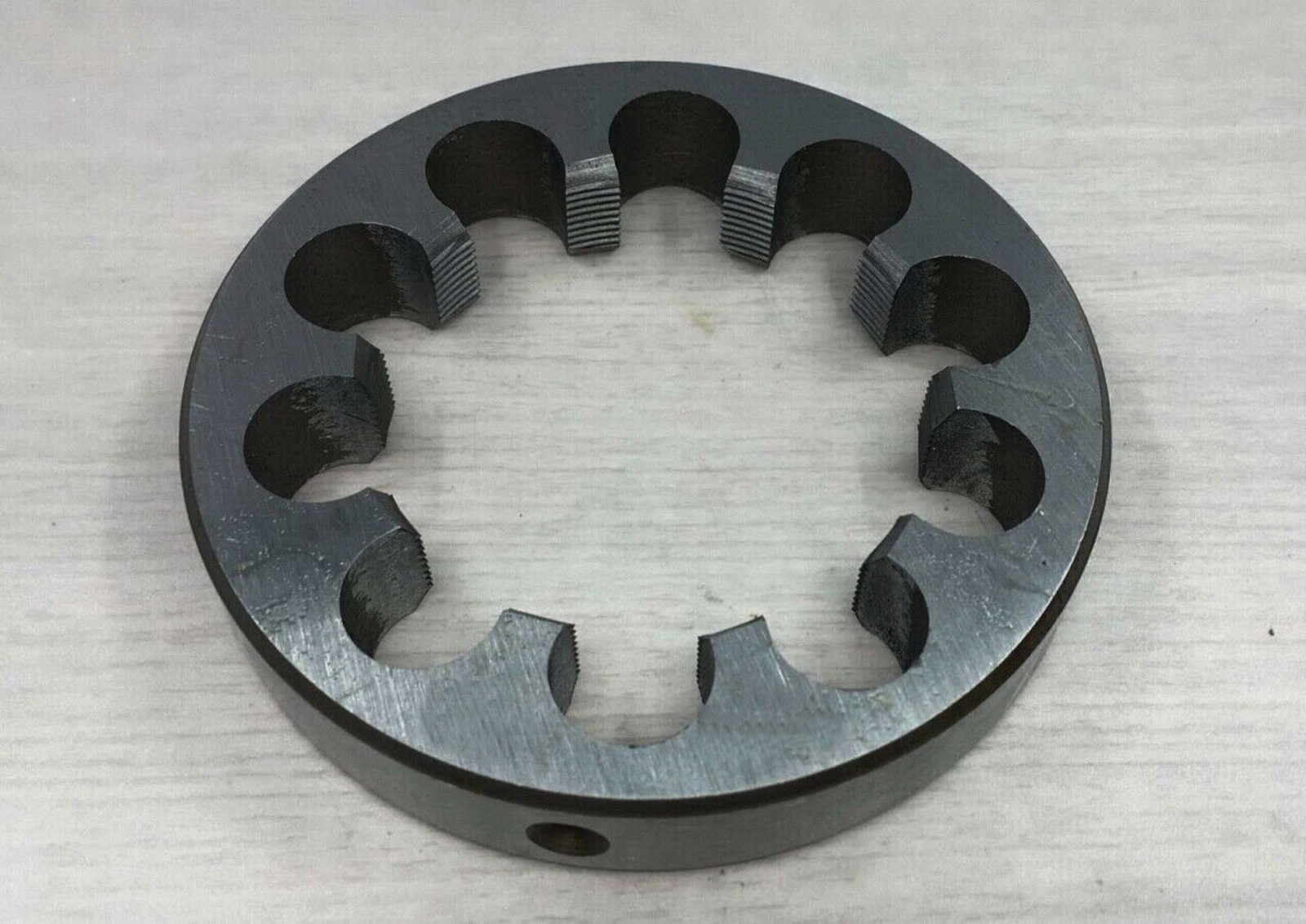M70 x 6mm Metric Right hand Die 70x6.0mm Pitch