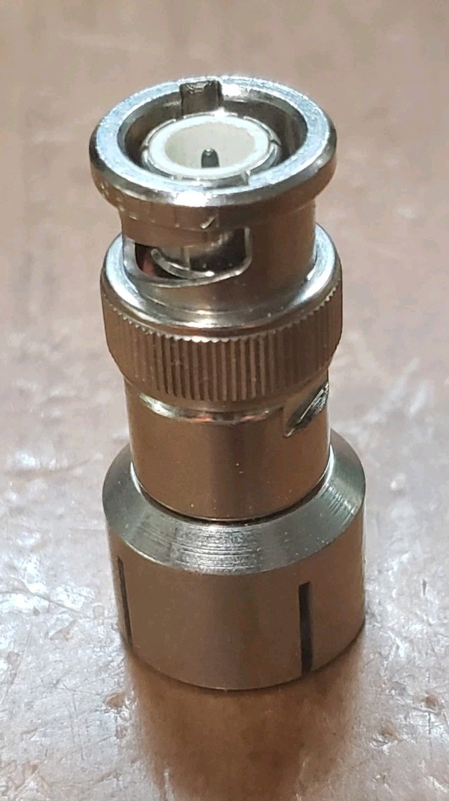 TEKTRONIX 013-057 PROBE TIP TO BNC(M)  ADAPTER ***** VINTAGE*****