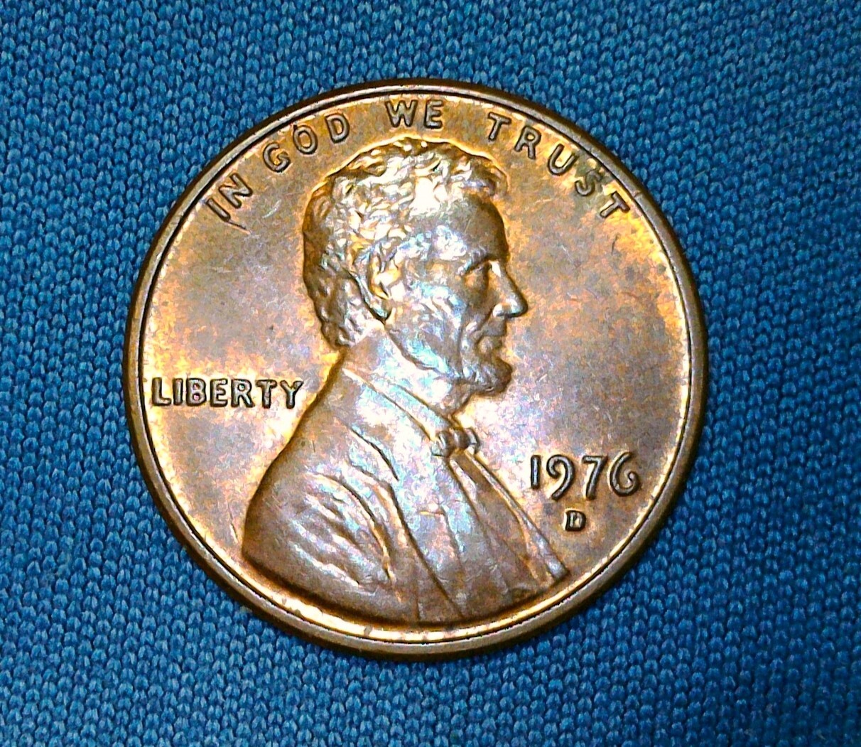 1976-D Lincoln Cent, Rainbow toned