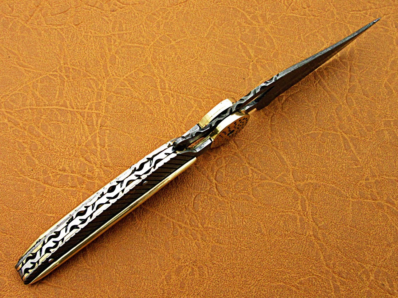 Damascus folding knife in exotic leaf shape engraved Damascus, Leather sheath