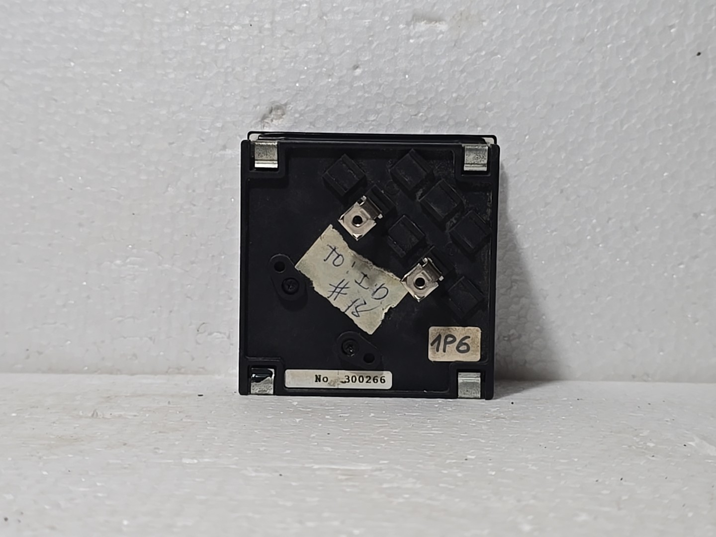 Selco Megaohmeter VDE Reg 605