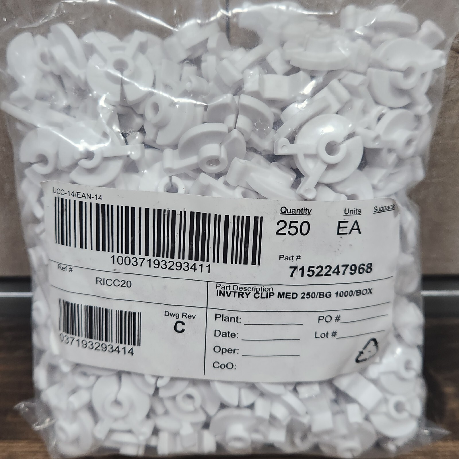 Inventory Control Squeeze White Clips Peg Hook Fits 0.162" to 0.207" 250 Count
