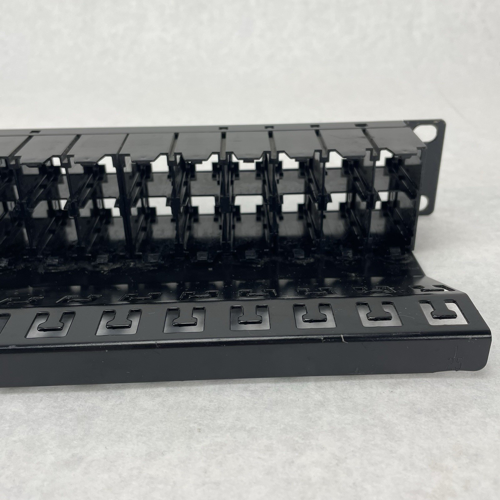 Siemon Z6-PNL-U48K Port Patch Panel